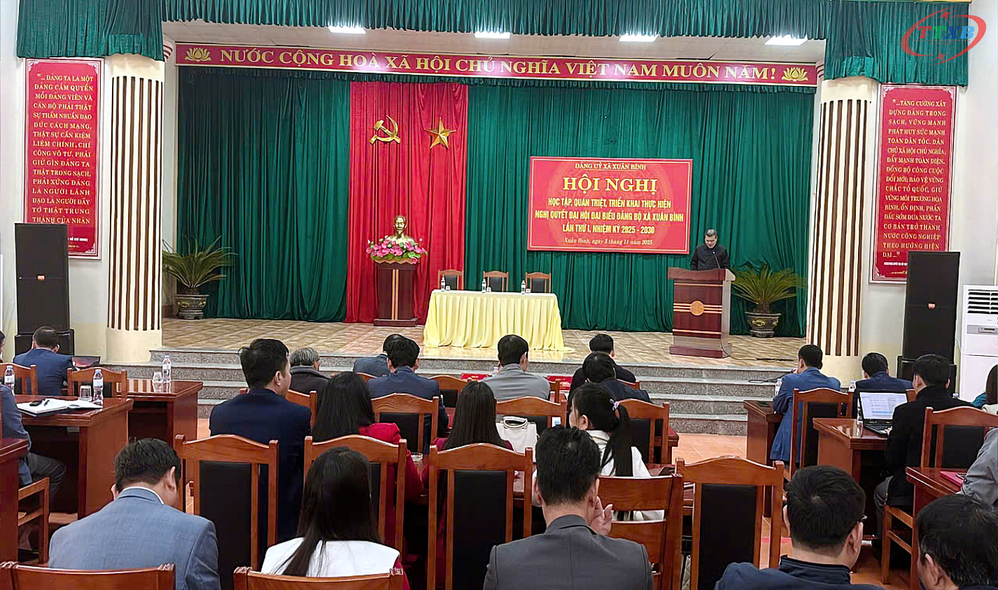 Anh-tin-bai