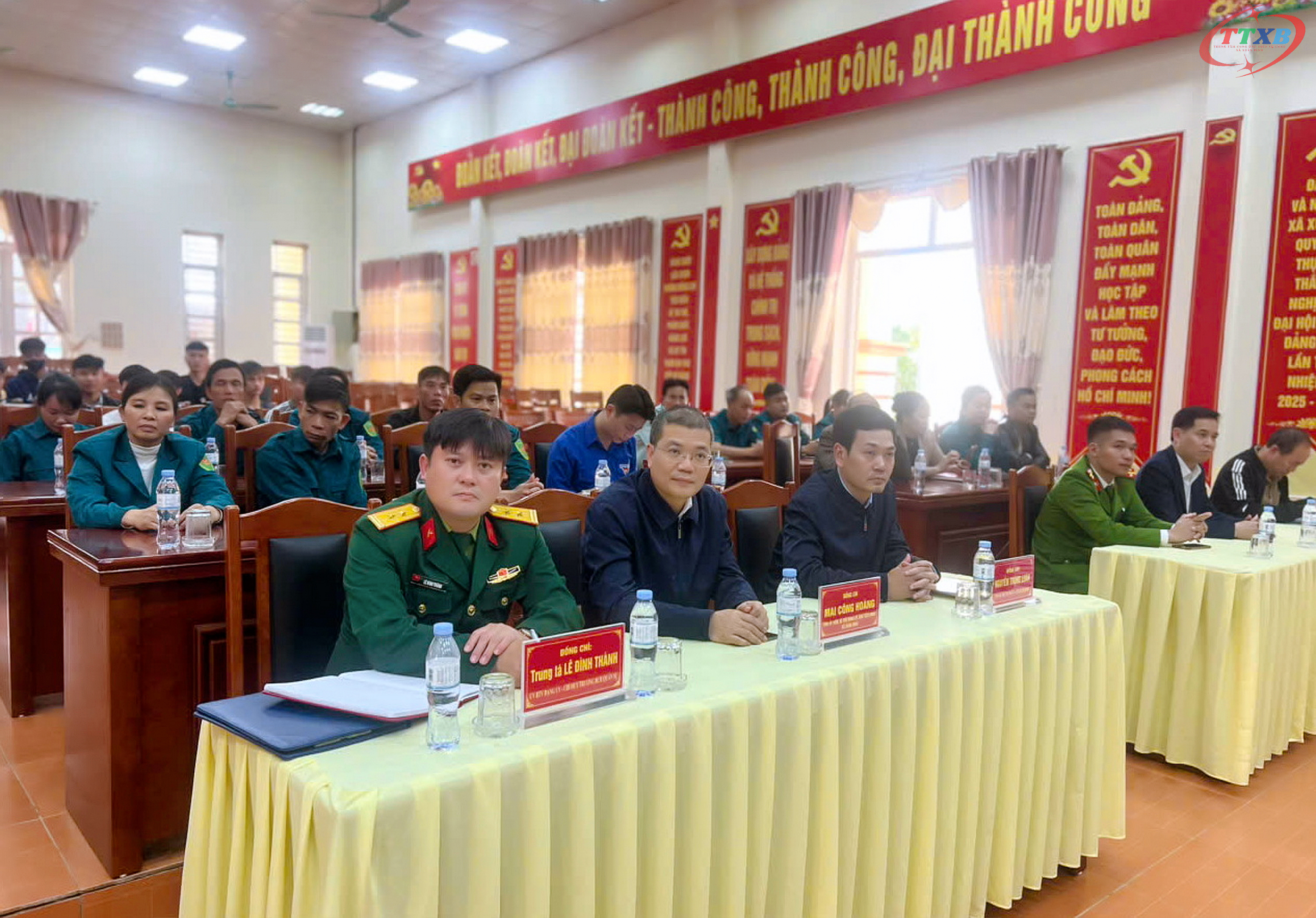 Anh-tin-bai