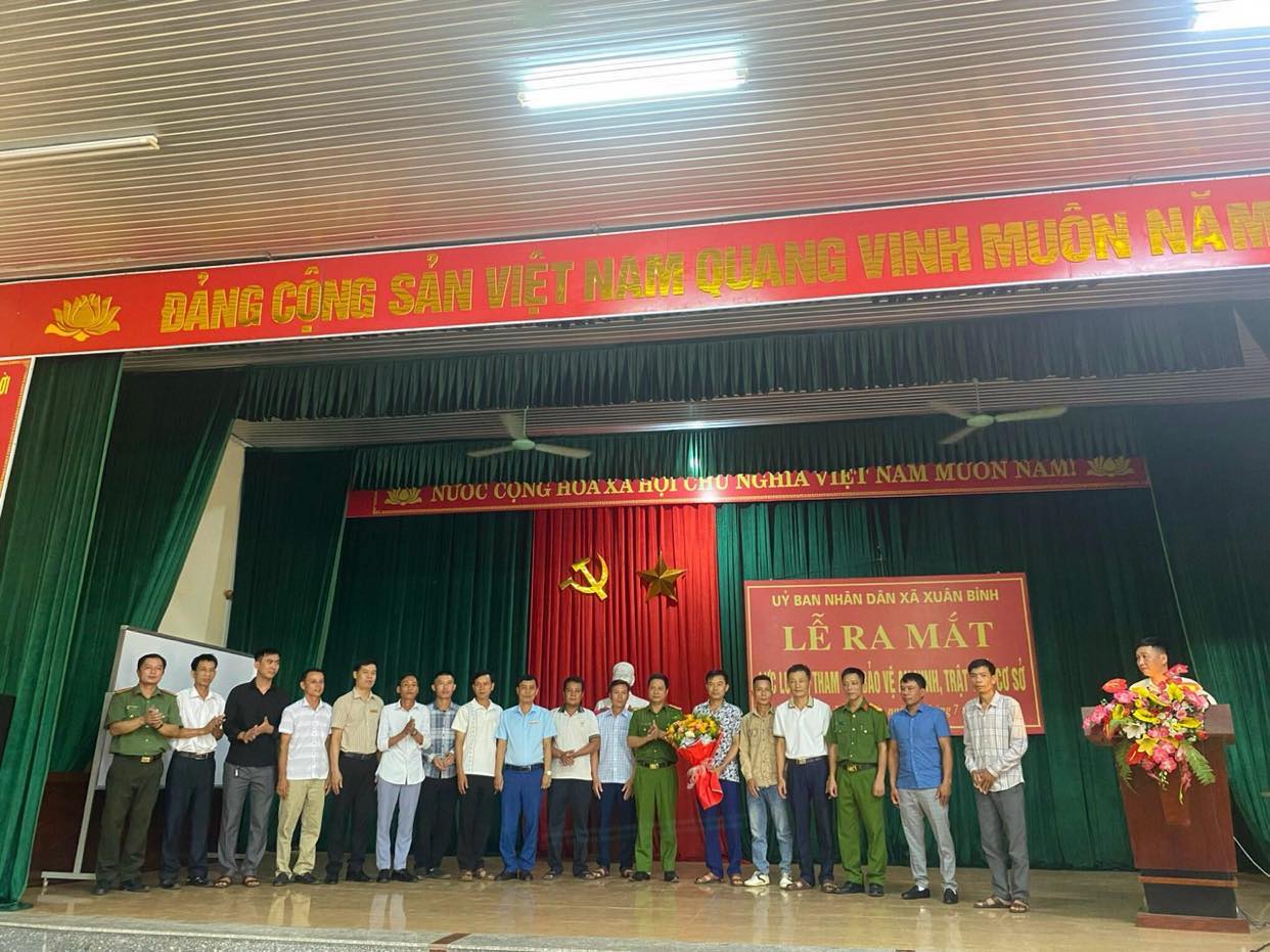 Công an phối hợp với UBND xã, tổ chức Lễ ra mắt lực lượng tham gia bảo vệ ANTT ở cơ sở