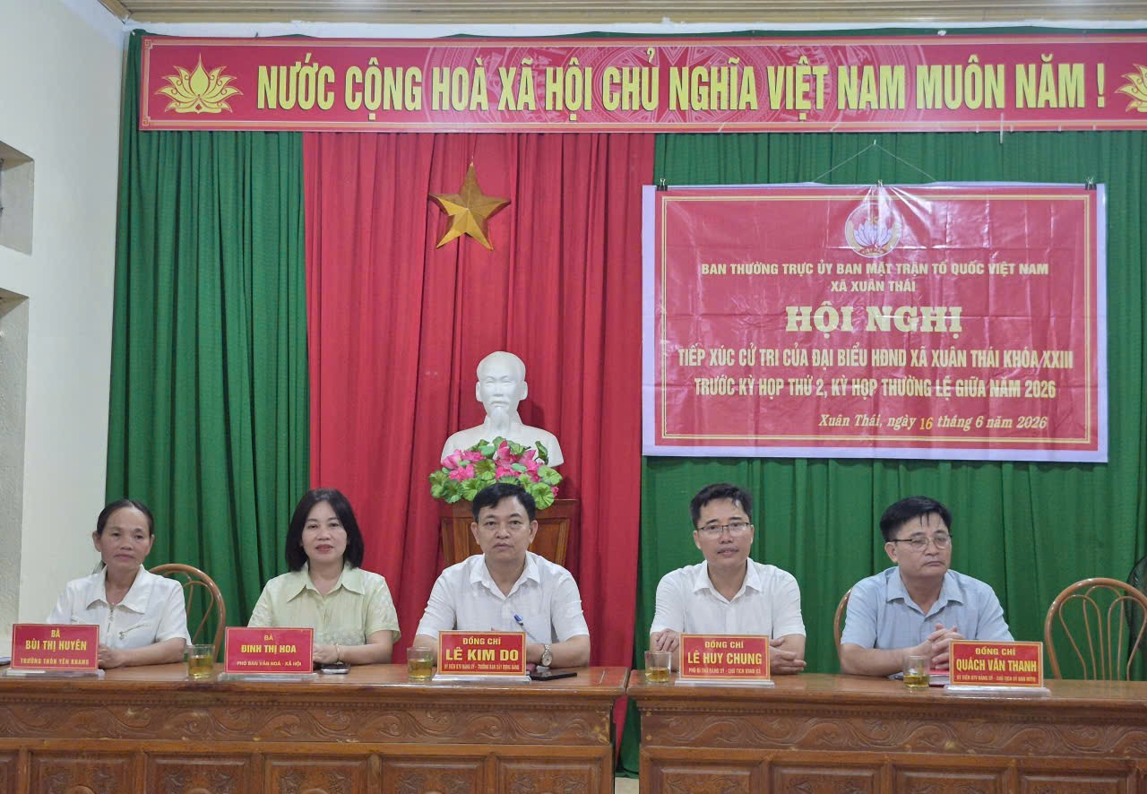 TỔ ĐẠI BIỂU SỐ 3 HĐND XÃ TIẾP XÚC CỬ TRI TẠI THÔN ẤP CŨ