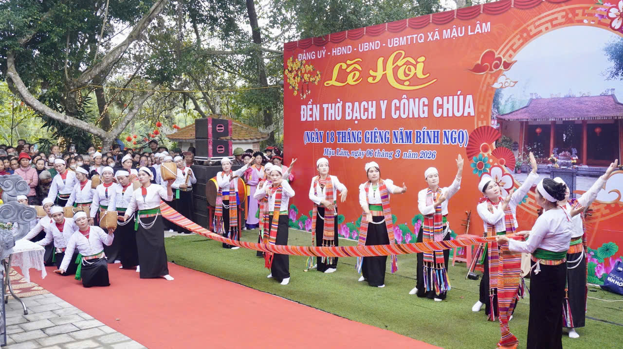 LỄ HỘI BẠCH Y CÔNG CHÚA – GÌN GIỮ TÍN NGƯỠNG THỜ MẪU NƠI VÙNG CỬA RỪNG XỨ THANH.