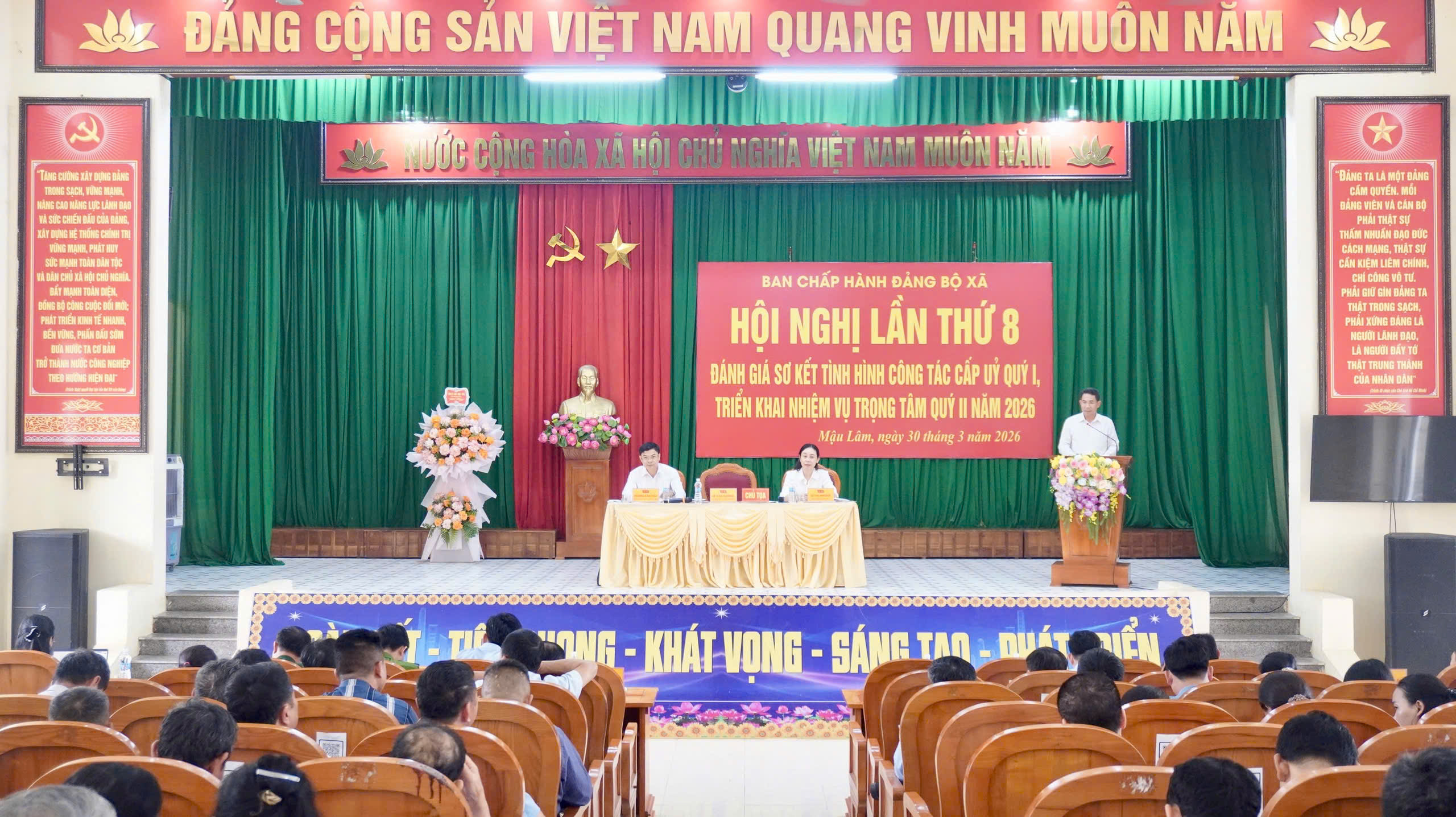 ĐẢNG BỘ XÃ MẬU LÂM TỔ CHỨC HỘI NGHỊ LẦN THỨ 8 BAN CHẤP HÀNH ĐẢNG BỘ XÃ.