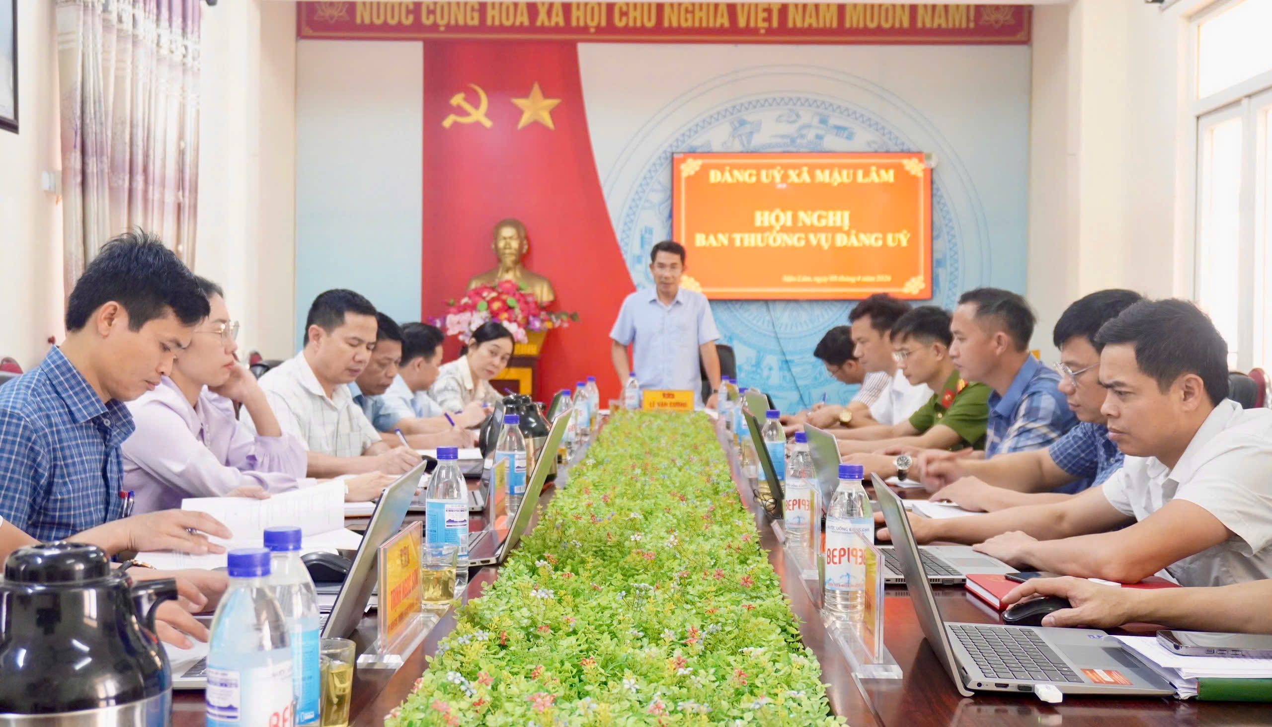 BAN THƯỜNG VỤ ĐẢNG ỦY XÃ MẬU LÂM CHO Ý KIẾN NHIỀU CHƯƠNG TRÌNH, KẾ HOẠCH TRIỂN KHAI NGHỊ QUYẾT CỦA TRUNG ƯƠNG, CỦA TỈNH.