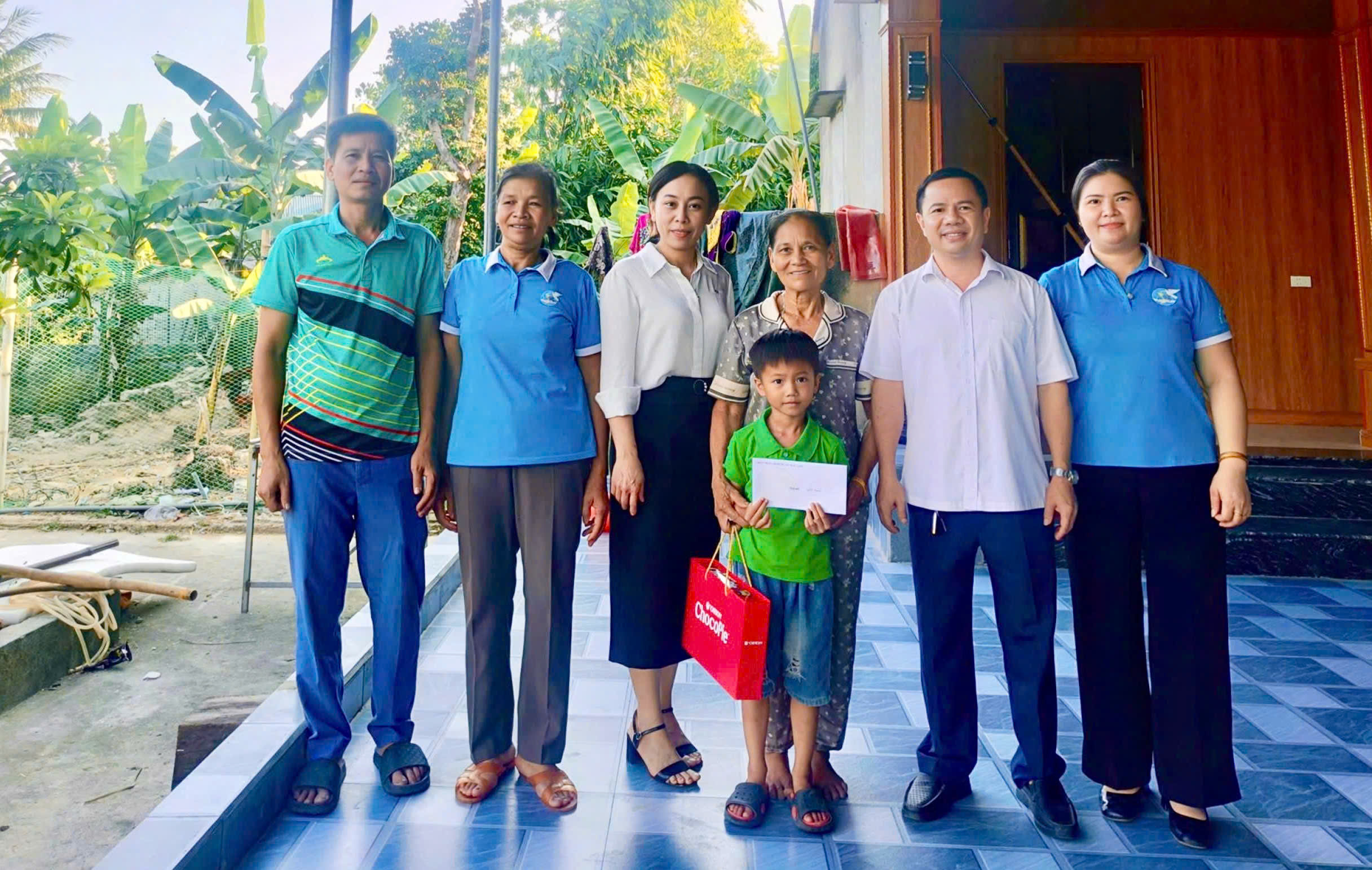 Mậu Lâm trao yêu thương đến trẻ em có hoàn cảnh khó khăn nhân Ngày Quốc tế Thiếu nhi 1/6.