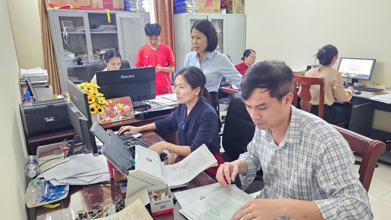 Đảng ủy xã Như Thanh tăng tốc thực hiện Chiến dịch “100 ngày đêm” số hóa hồ sơ đảng viên