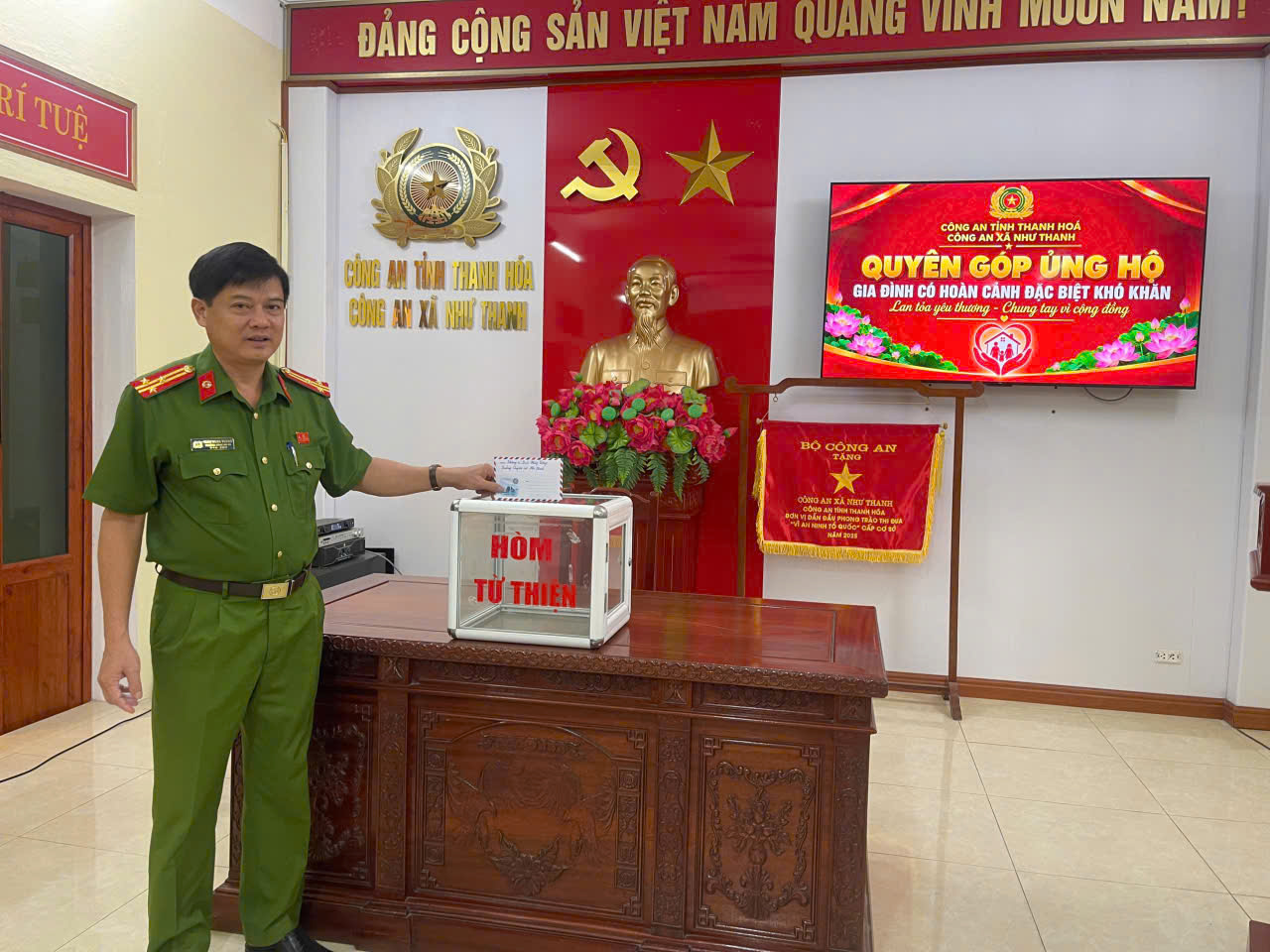 Anh-tin-bai