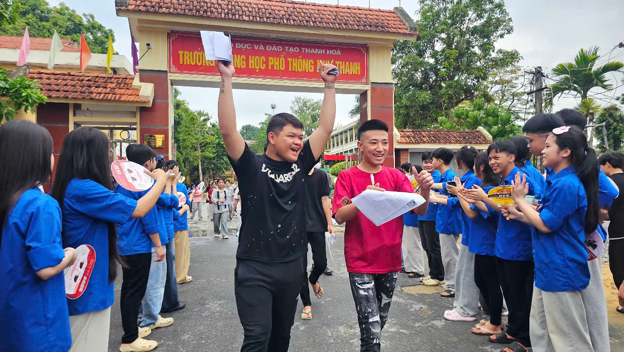 Kỳ thi tốt nghiệp THPT năm 2026 tại điểm thi số 25 - Trường THPT Như Thanh diễn ra nghiêm túc, an toàn, đúng quy chế
