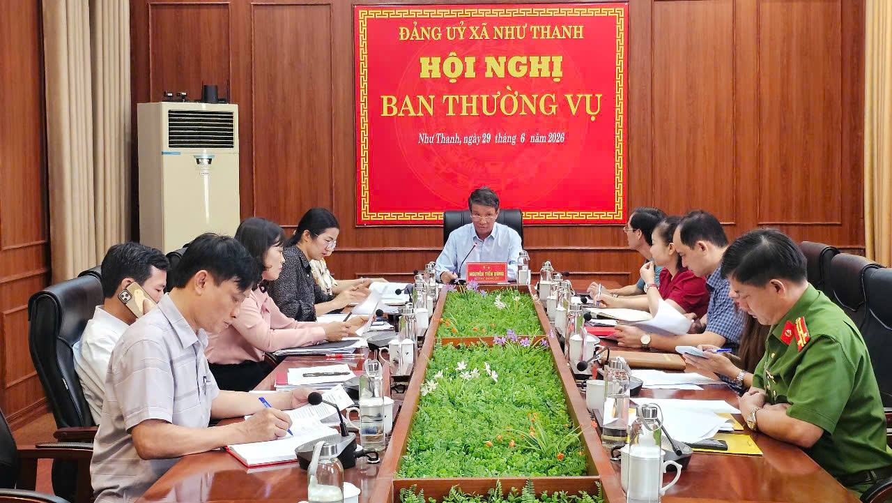 Ban Thường Vụ Đảng ủy xã Như Thanh thảo luận, biểu quyết nhân sự Chi ủy, Bí thư, Phó Bí thư các Chi bộ thôn, nhiệm kỳ 2025-2030