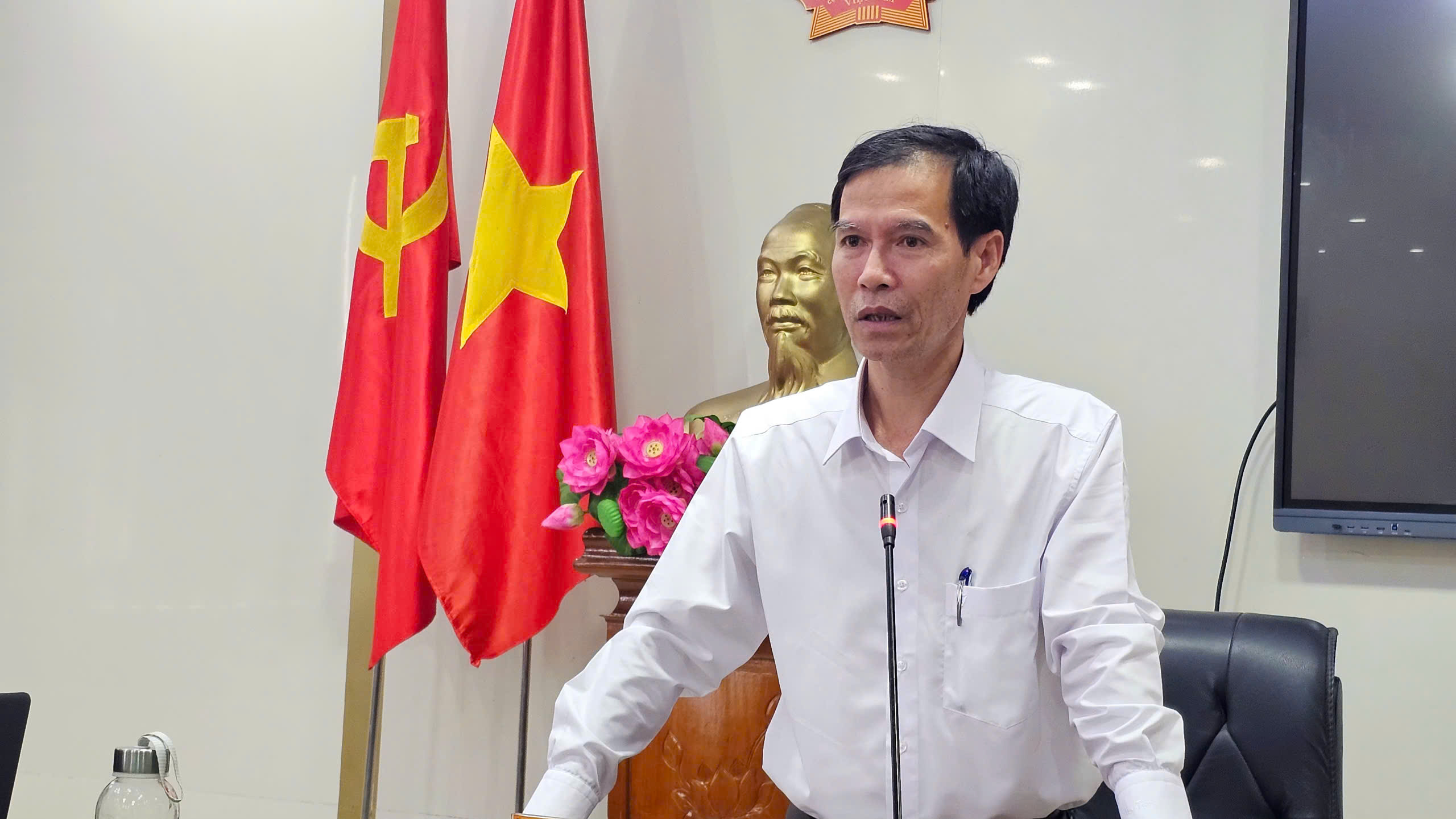 Anh-tin-bai
