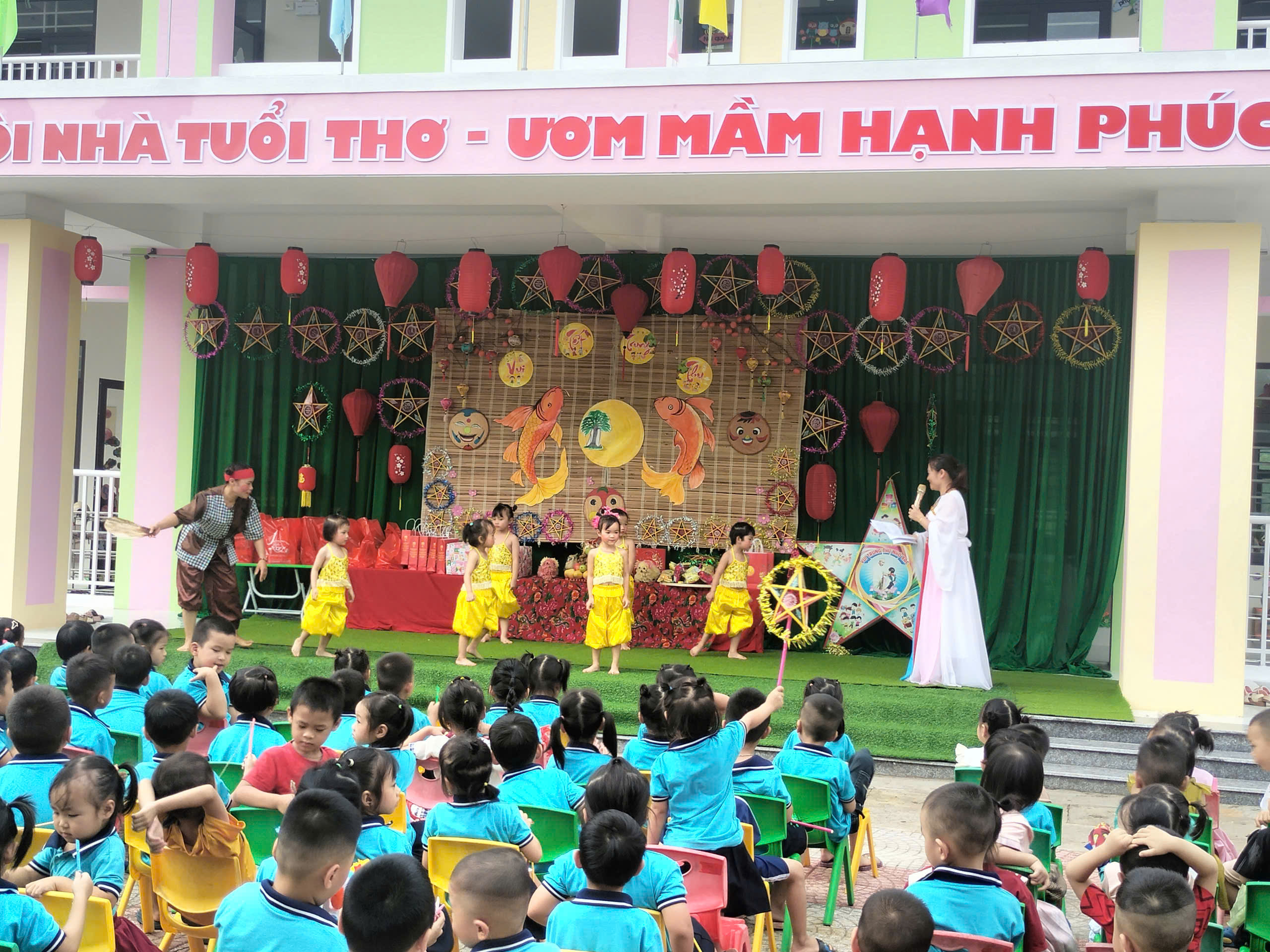 Anh-tin-bai