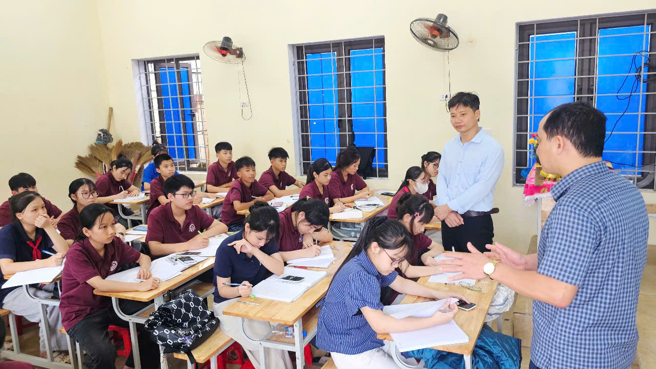 Anh-tin-bai