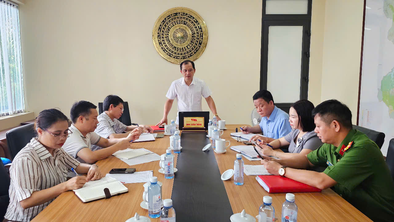 Họp bàn giải pháp thúc đẩy chi trả an sinh xã hội không dùng tiền mặt trên địa bàn xã Như Thanh  ​