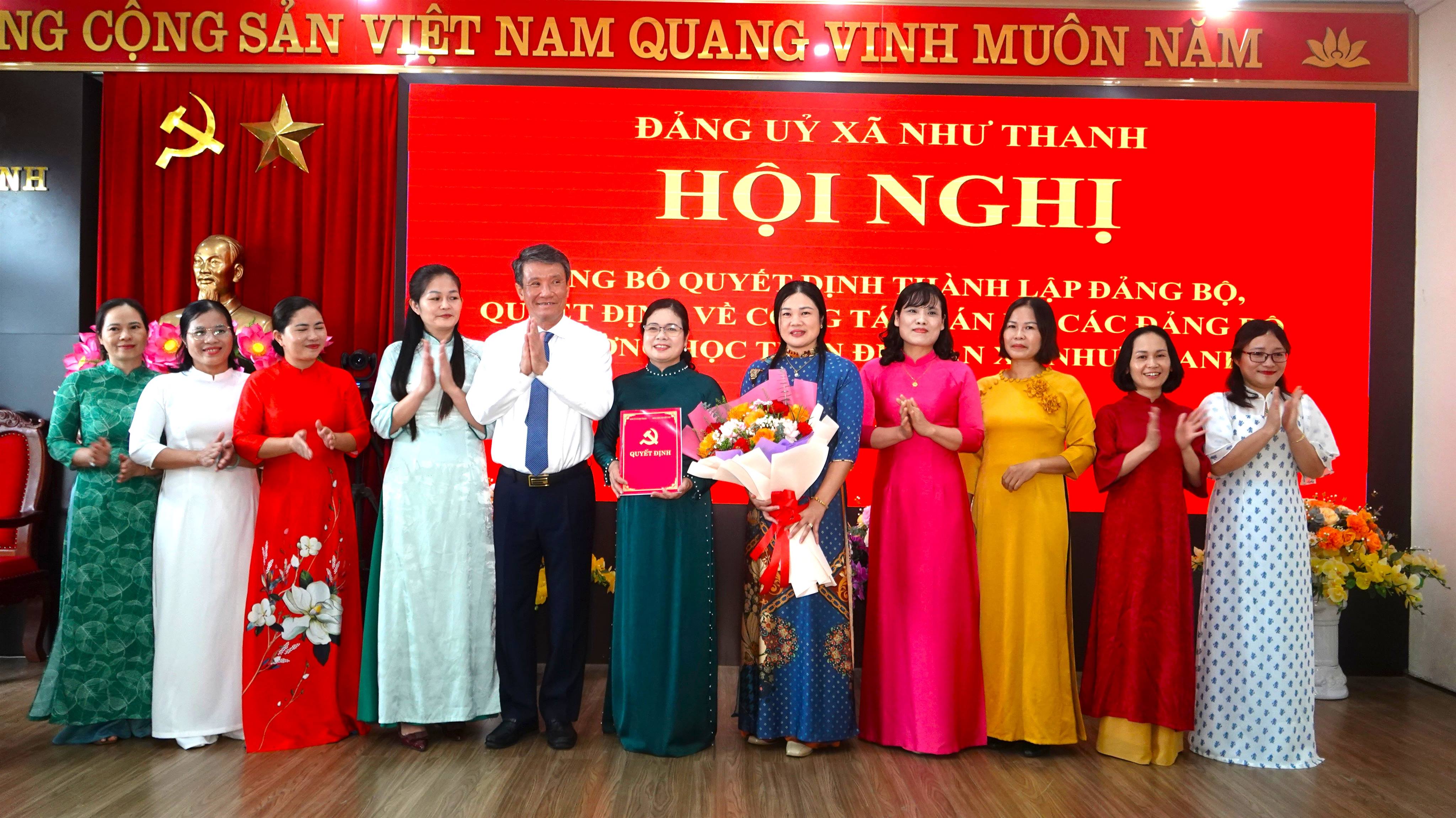Như Thanh công bố quyết định thành lập Đảng bộ các trường học và công tác cán bộ cấp ủy