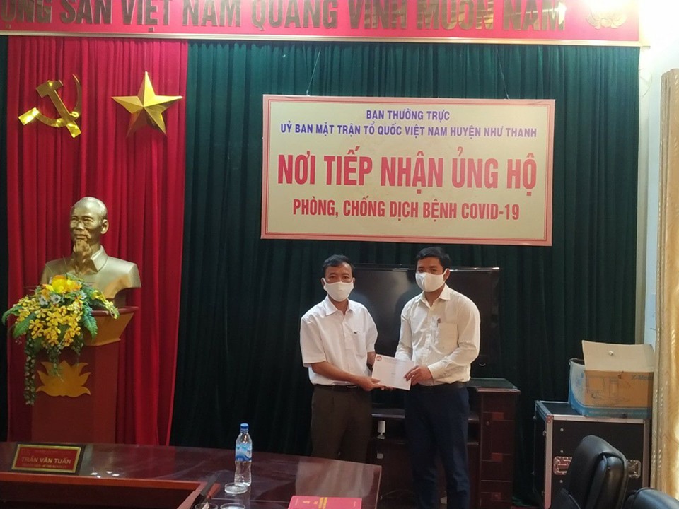 ủng hộ tại hu.jpg