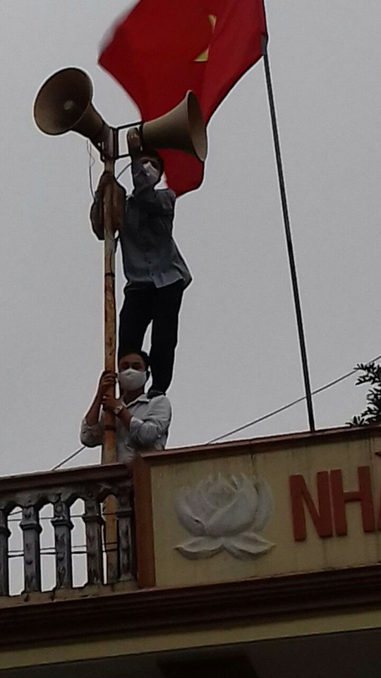 sửa loa.jpg