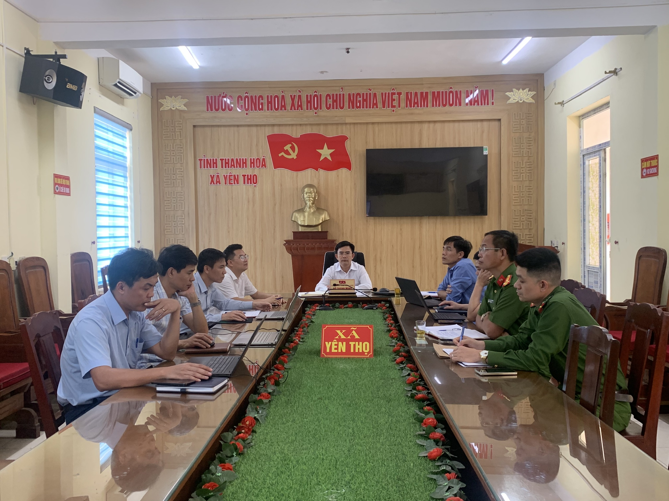 Xã Yên Thọ tham dự Hội nghị triển khai công tác đo đạc lập bản đồ địa chính, đăng ký đất đai, xây dựng, hoàn thiện cơ sở dữ liệu quốc gia về đất đai