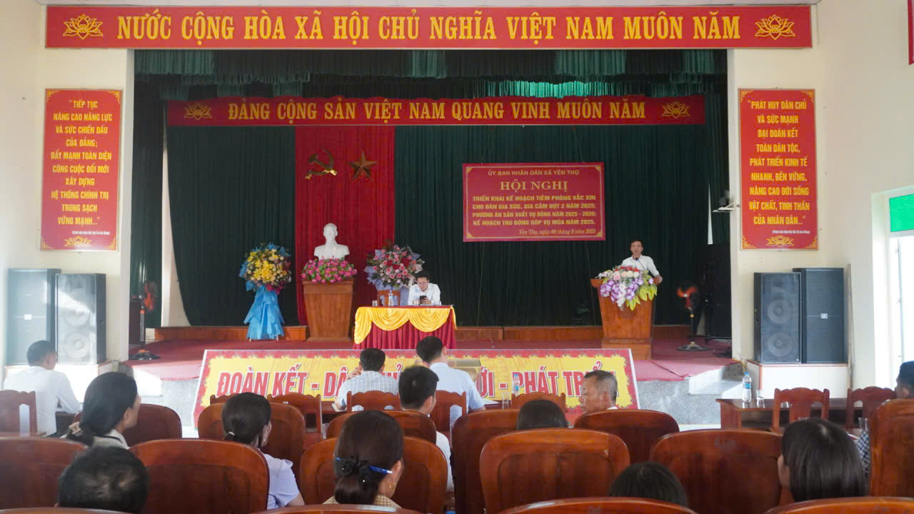UBND xã Yên Thọ triển khai kế hoạch tiêm phòng vắc-xin gia súc, gia cầm, sản xuất vụ Đông Xuân 2025-2026 và thu đóng góp vụ mùa 2025