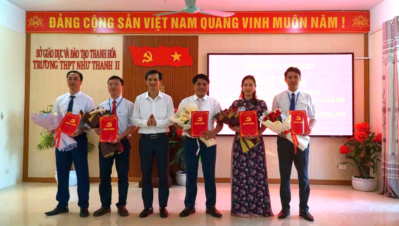 Hội nghị công bố Quyết định về việc thành lập Đảng bộ Trường THPT Như Thanh II