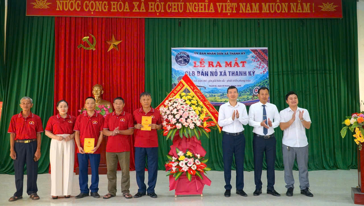 Lễ ra mắt Câu lạc bộ bắn nỏ xã Thanh Kỳ