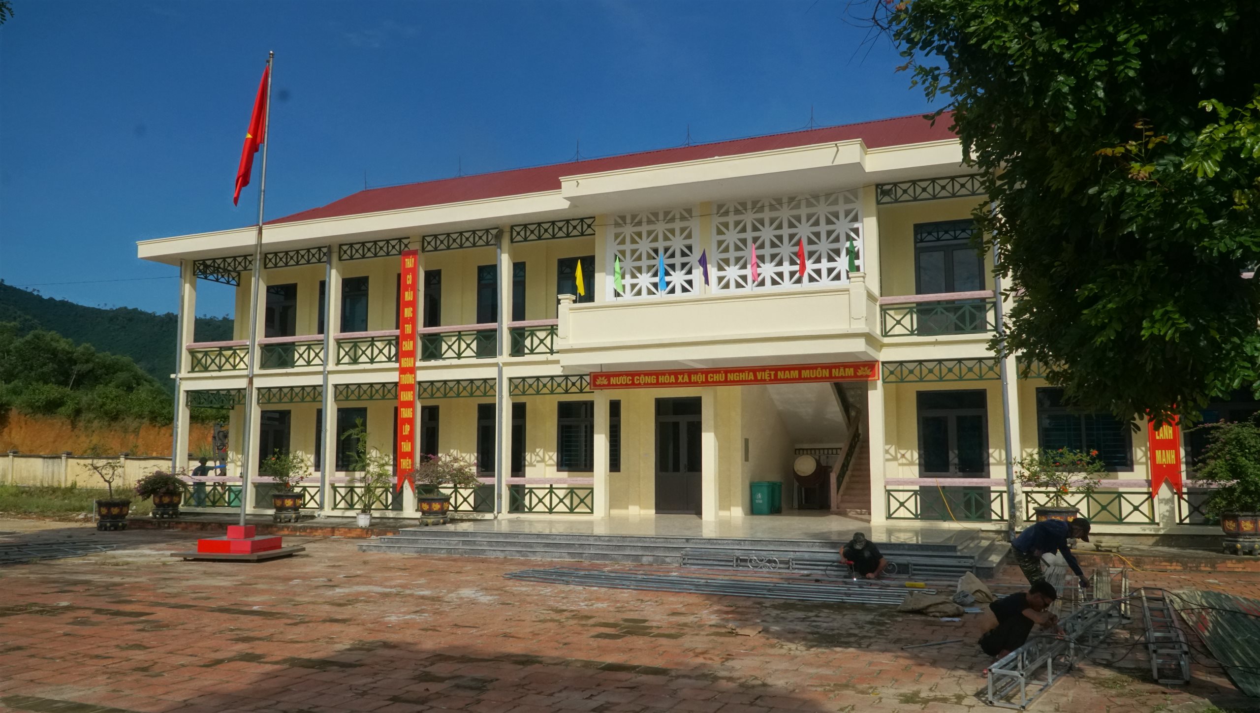 Anh-tin-bai