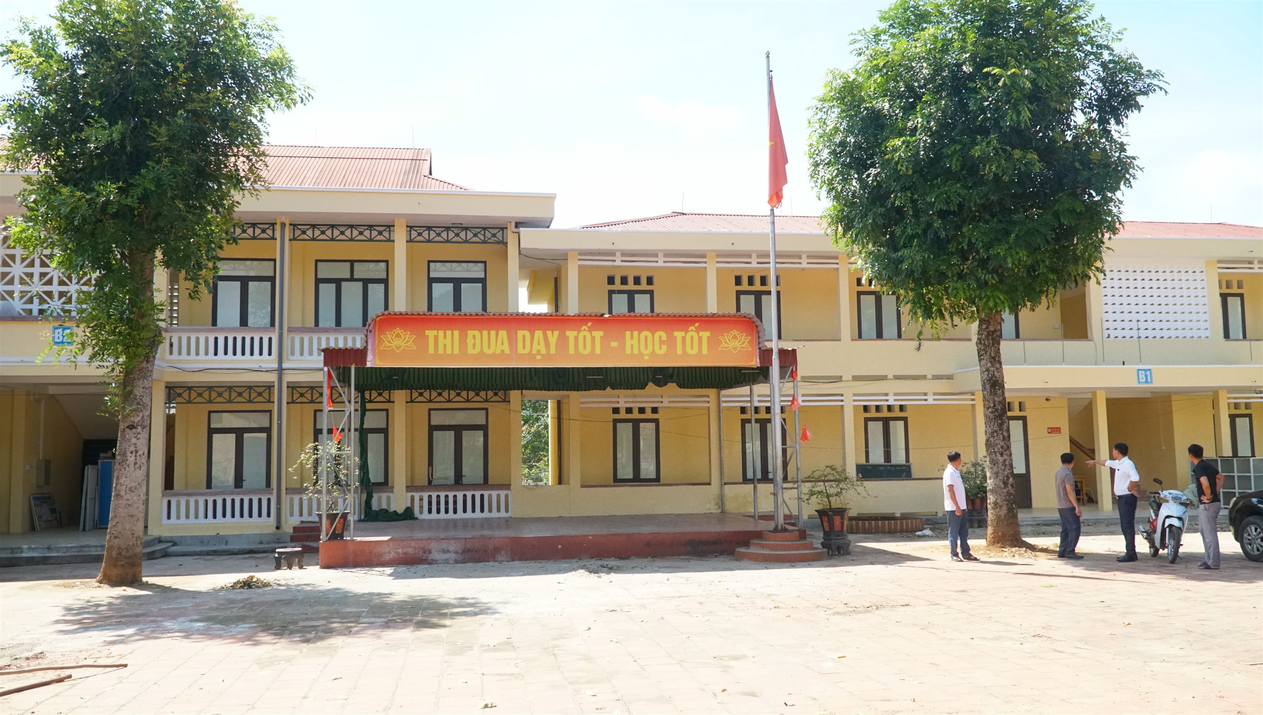 Anh-tin-bai
