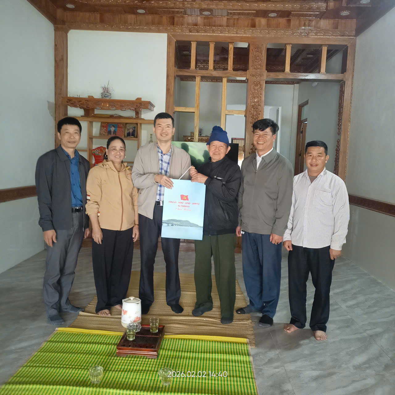 Anh-tin-bai