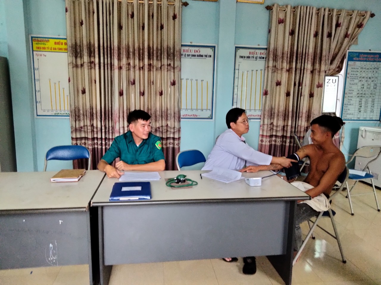 Bảy khám QS.jpg