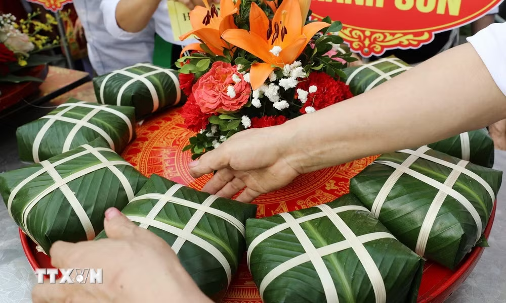 Anh-tin-bai