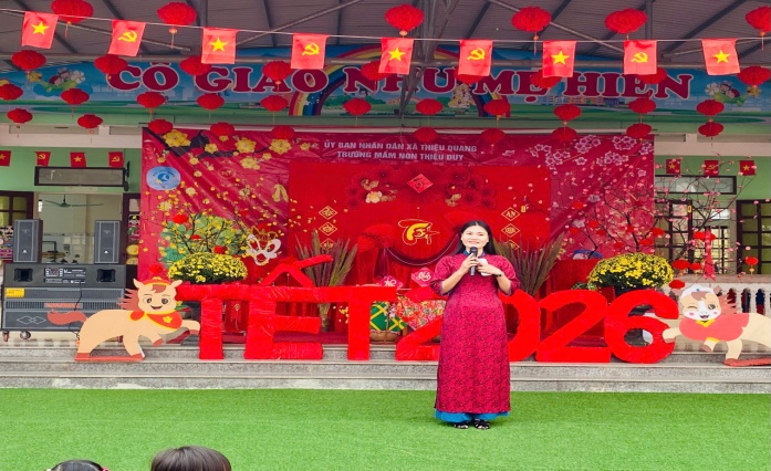 C:\Users\Administrator\Documents\minh phát biểu.jpg