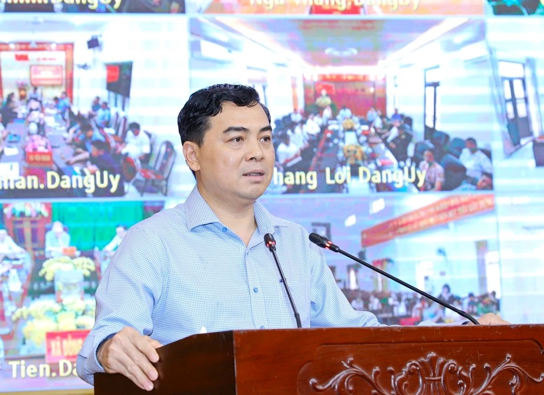 C:\Users\ADMINP~1\AppData\Local\Temp\{1D767CC4-7264-4E9D-87D4-0531FC696EA7}.tmp