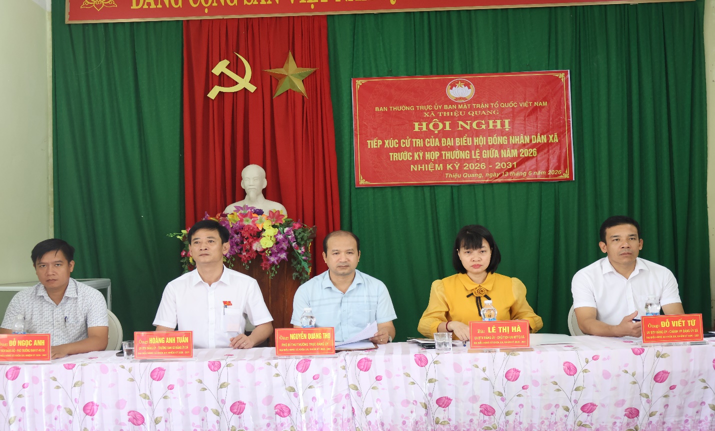 C:\Users\PC\Desktop\Tiếp xúc cử tri quản xã\IMG_2199.JPG