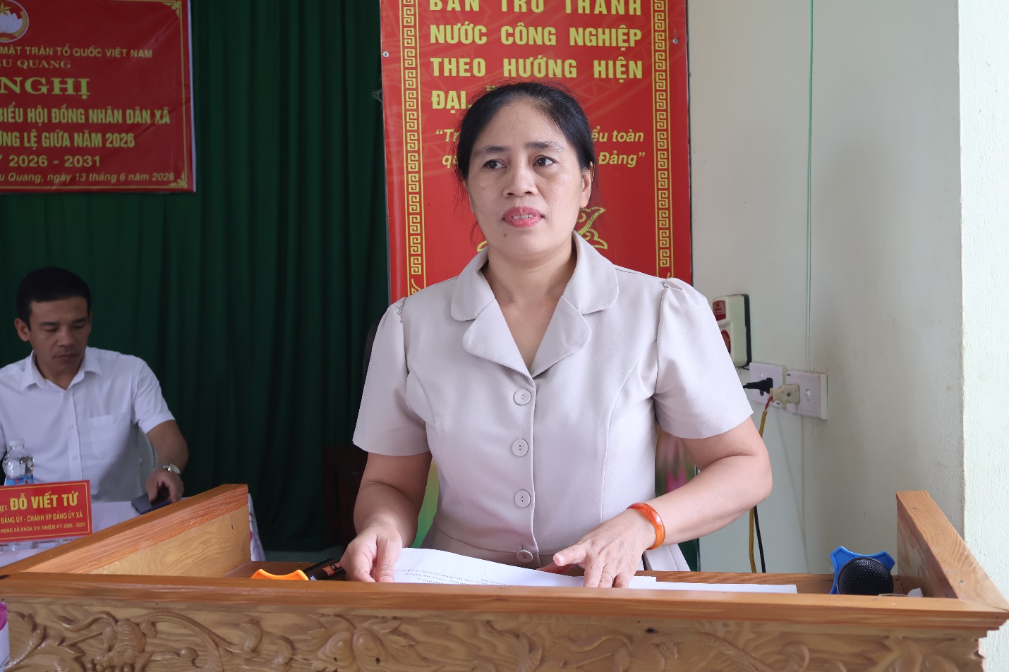 C:\Users\PC\Desktop\Tiếp xúc cử tri quản xã\IMG_2196.JPG