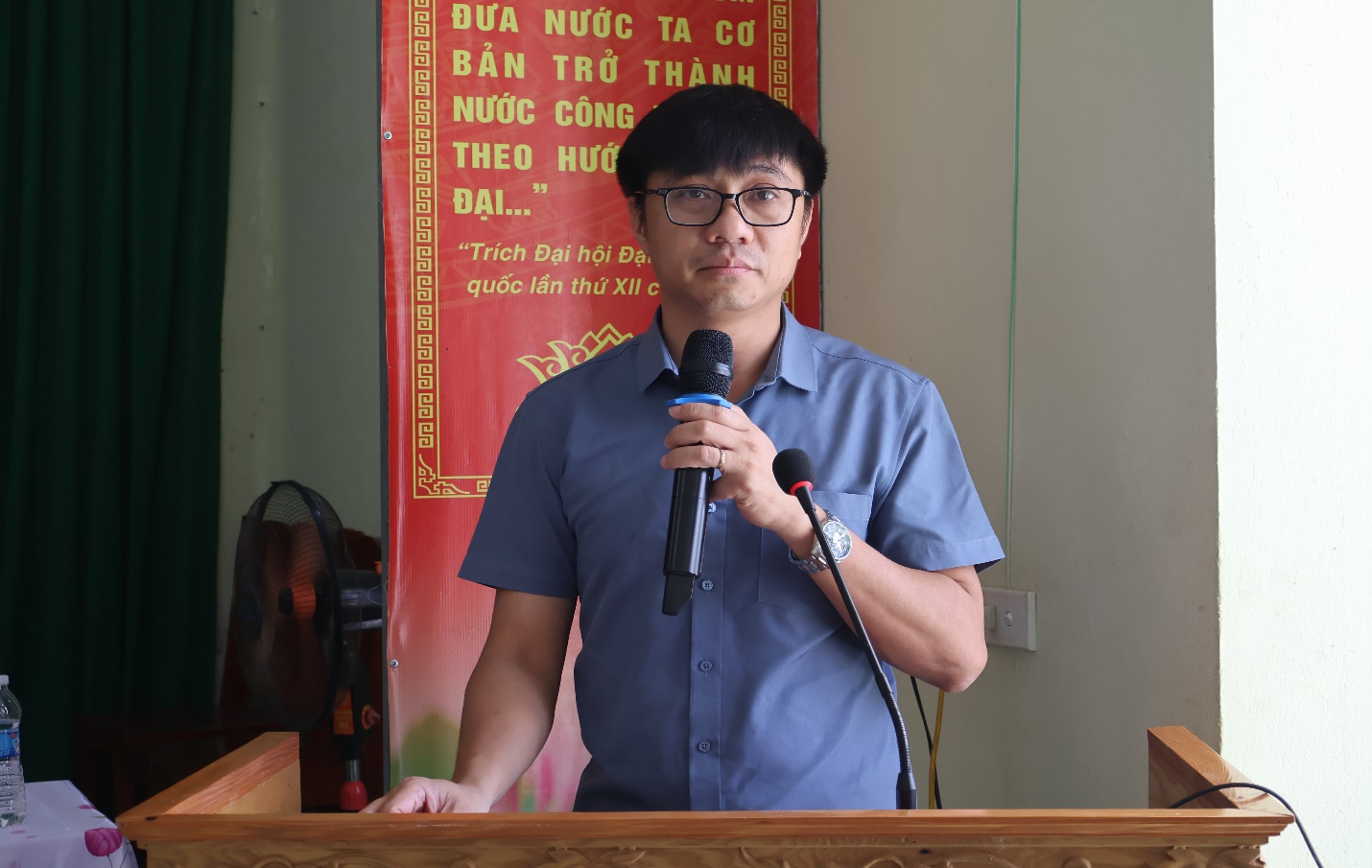 C:\Users\PC\Desktop\Tiếp xúc cử tri quản xã\IMG_2291.JPG