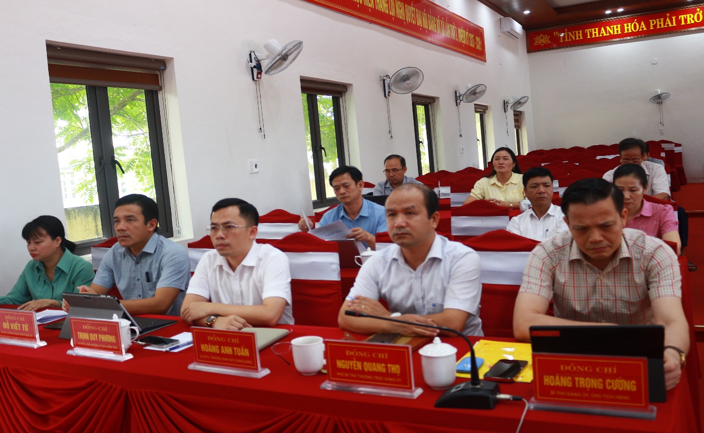 E:\HN trược tuyến\IMG_6872.JPG