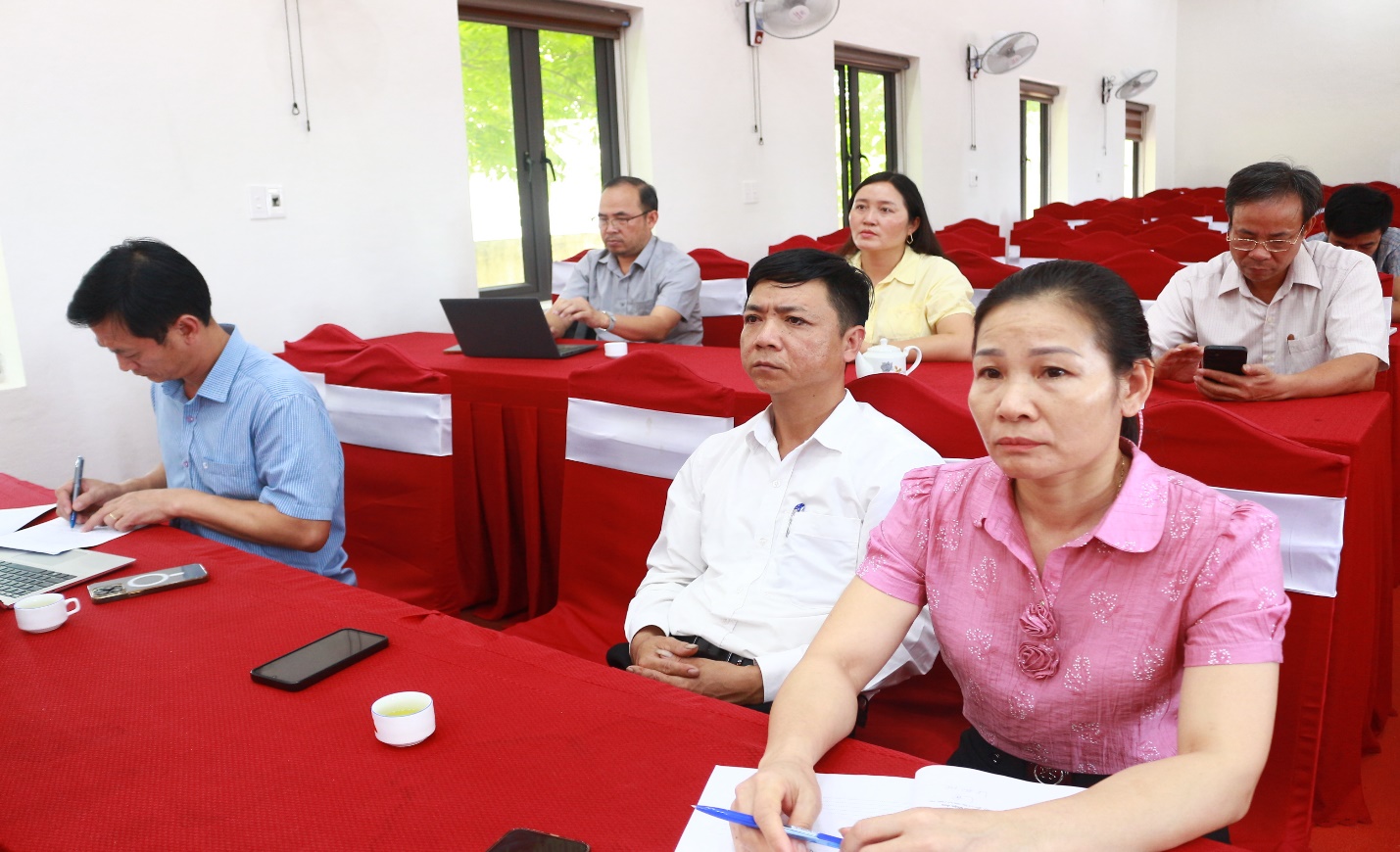 E:\HN trược tuyến\IMG_6878.JPG