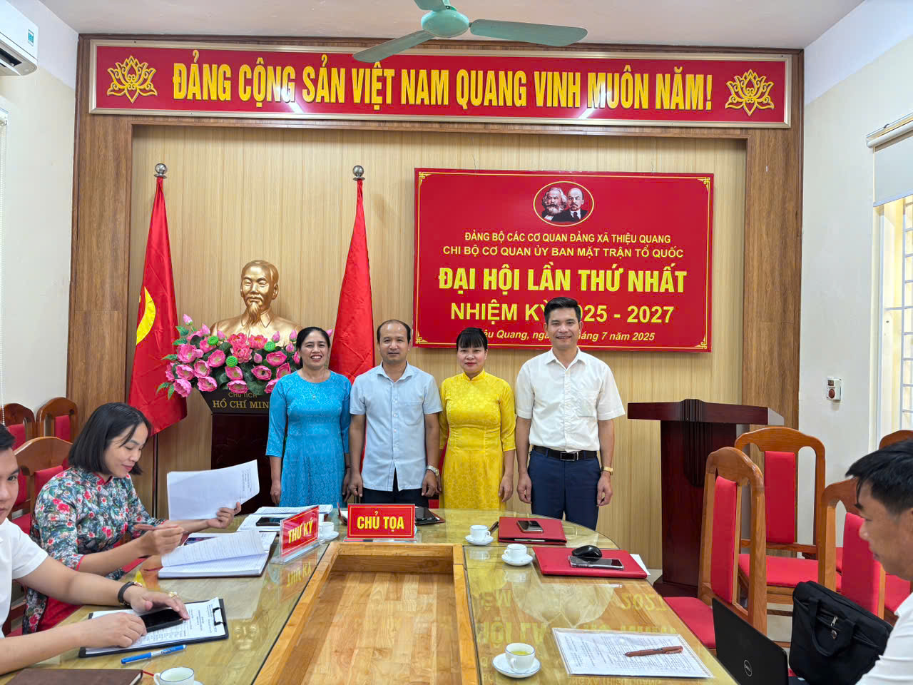 E:\TTCUDUC\ảnh đưa tin năm 2025\ĐH chi bộ UBMTTQ xã 18.7.2025\gen-o-z6815942559106_7ffb784fb49c56d6a5a72e063b77c7d2.jpg