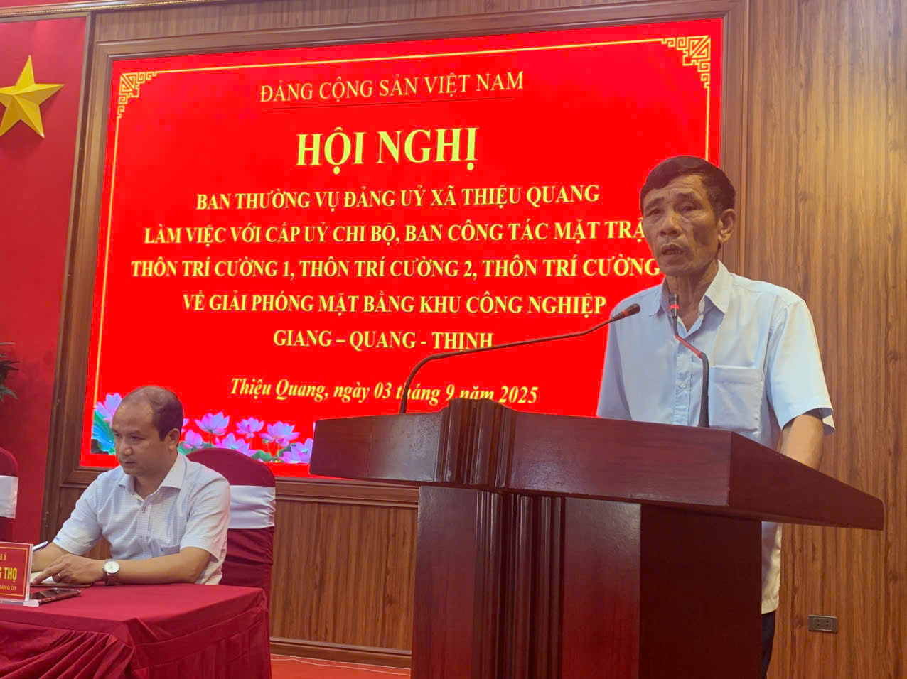 D:\TTCUDVC XÃ\ảnh  họp bch đu 16.7.2025\Ảnh làm việ với 3 thôn chí cường 3.9.2025\gen-h-z6973022204600_29235343fe9fdd1e2e9368c3d642a5b5.jpg