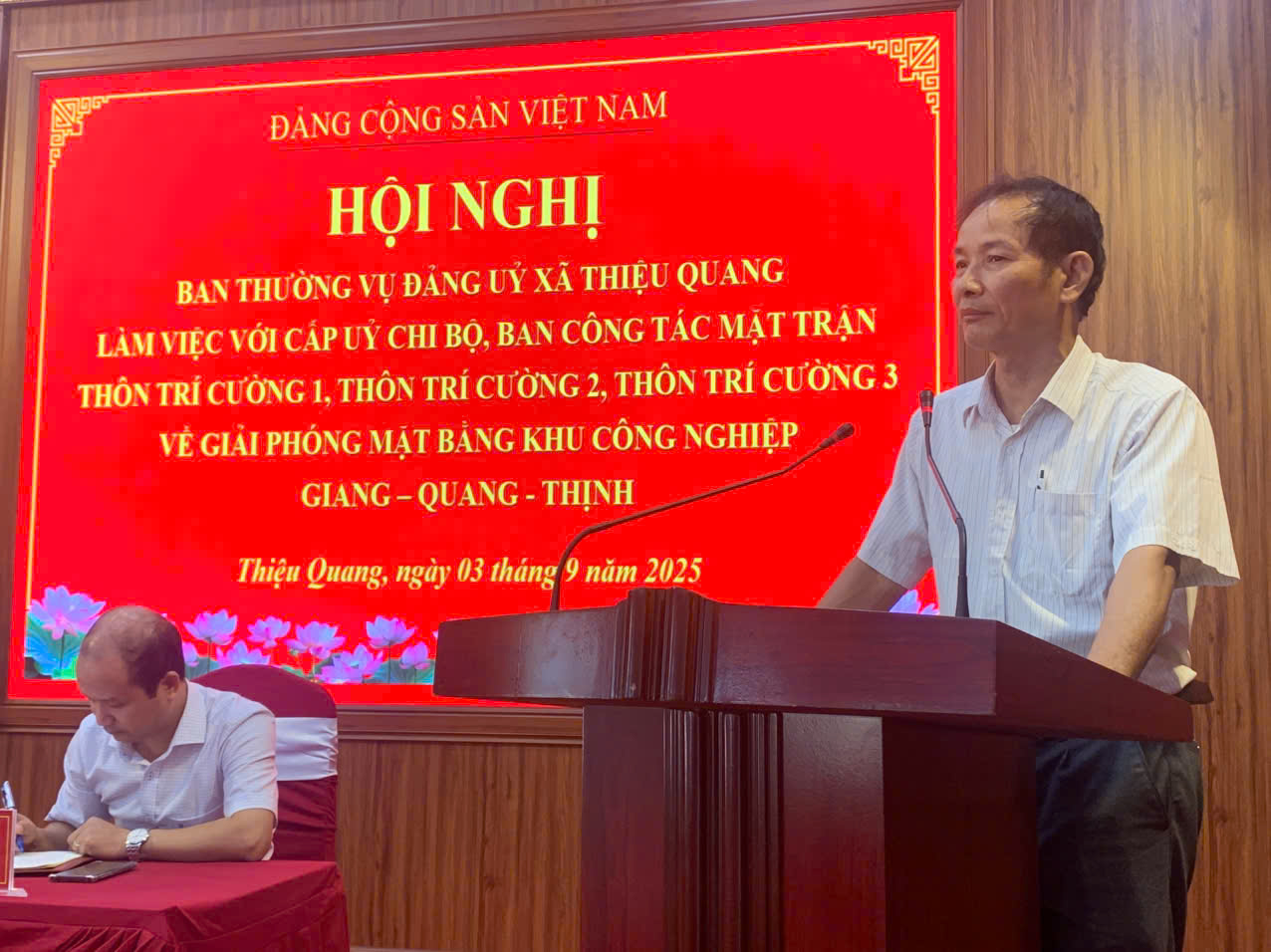 D:\TTCUDVC XÃ\ảnh  họp bch đu 16.7.2025\Ảnh làm việ với 3 thôn chí cường 3.9.2025\gen-h-z6973022212389_5b80186b59b503291c3a9b3587388e3d.jpg