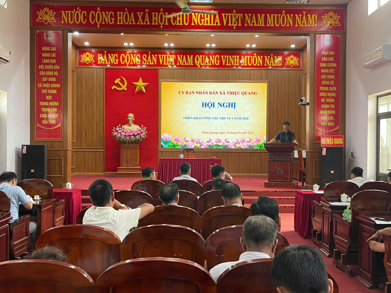 Ủy ban nhân dân xã Thiệu Quang tổ chức Hội nghị triển khai công tác thu vụ Chiêm xuân năm 2026