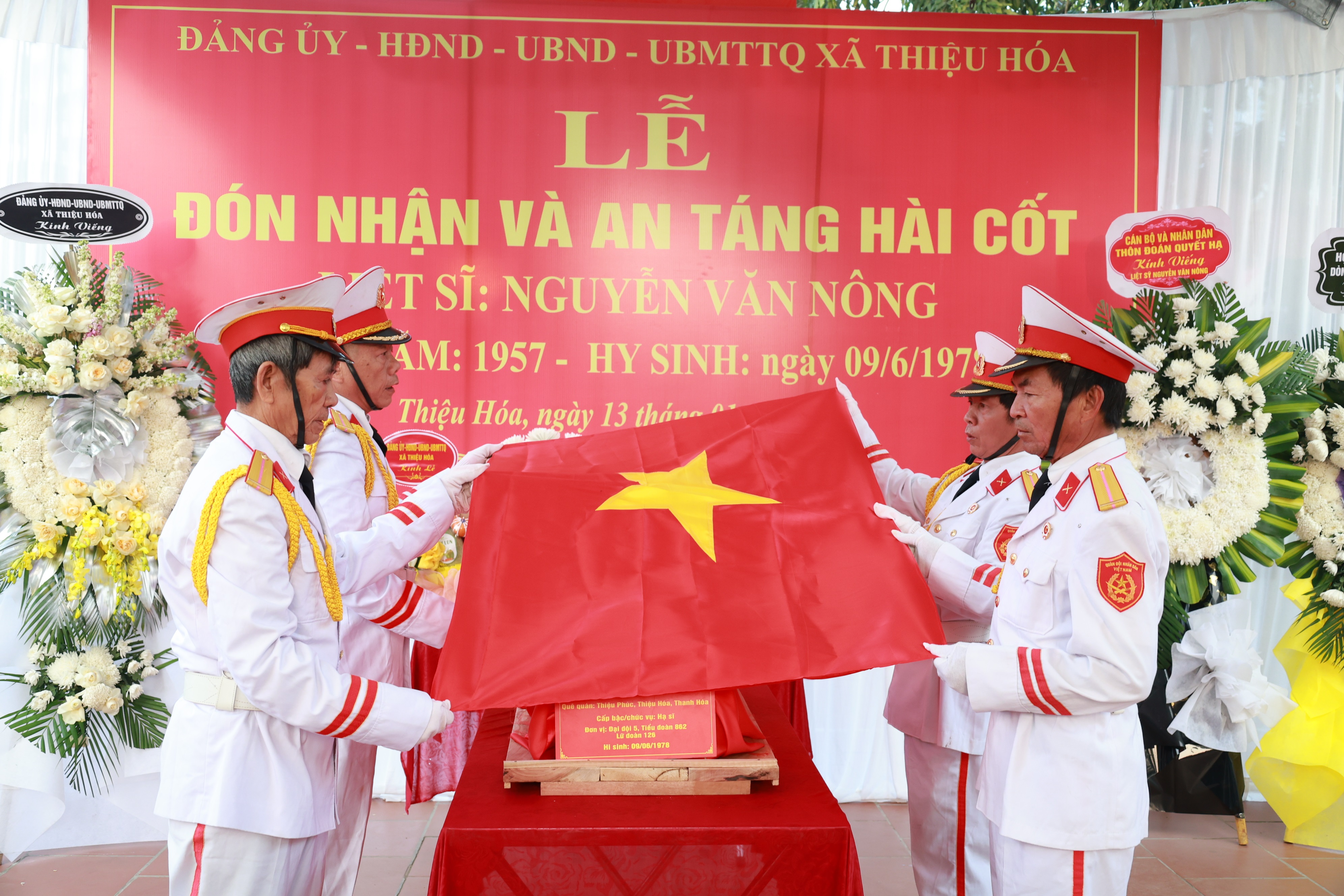 Lễ đón nhận và an táng hài cốt liệt sĩ Nguyễn Văn Nông tại quê hương 