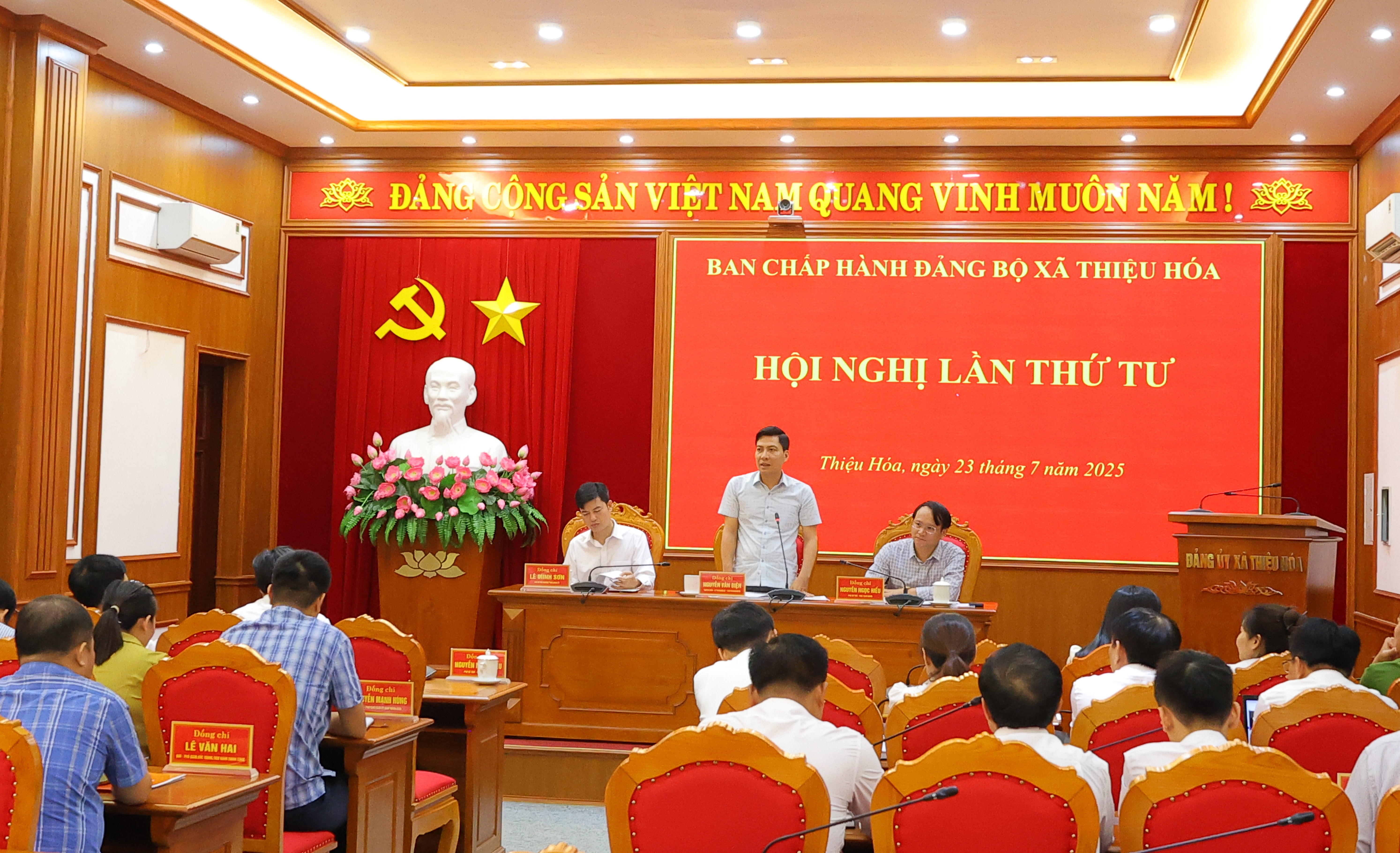 Ban Chấp hành Đảng bộ xã Thiệu Hóa thông qua Dự thảo Báo cáo chính trị trình Đại hội Đảng bộ xã lần thứ I, nhiệm kỳ 2025–2030