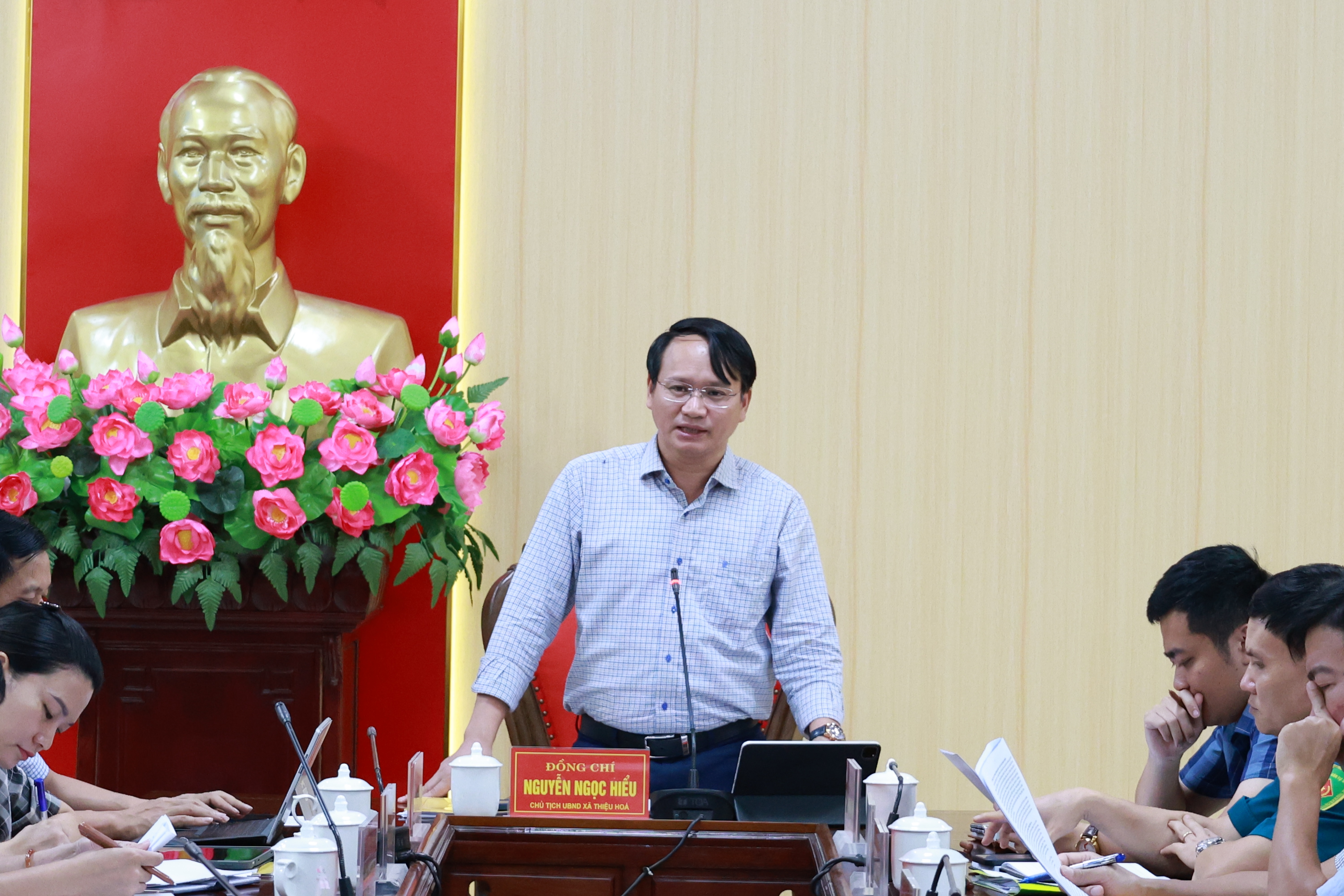 Anh-tin-bai