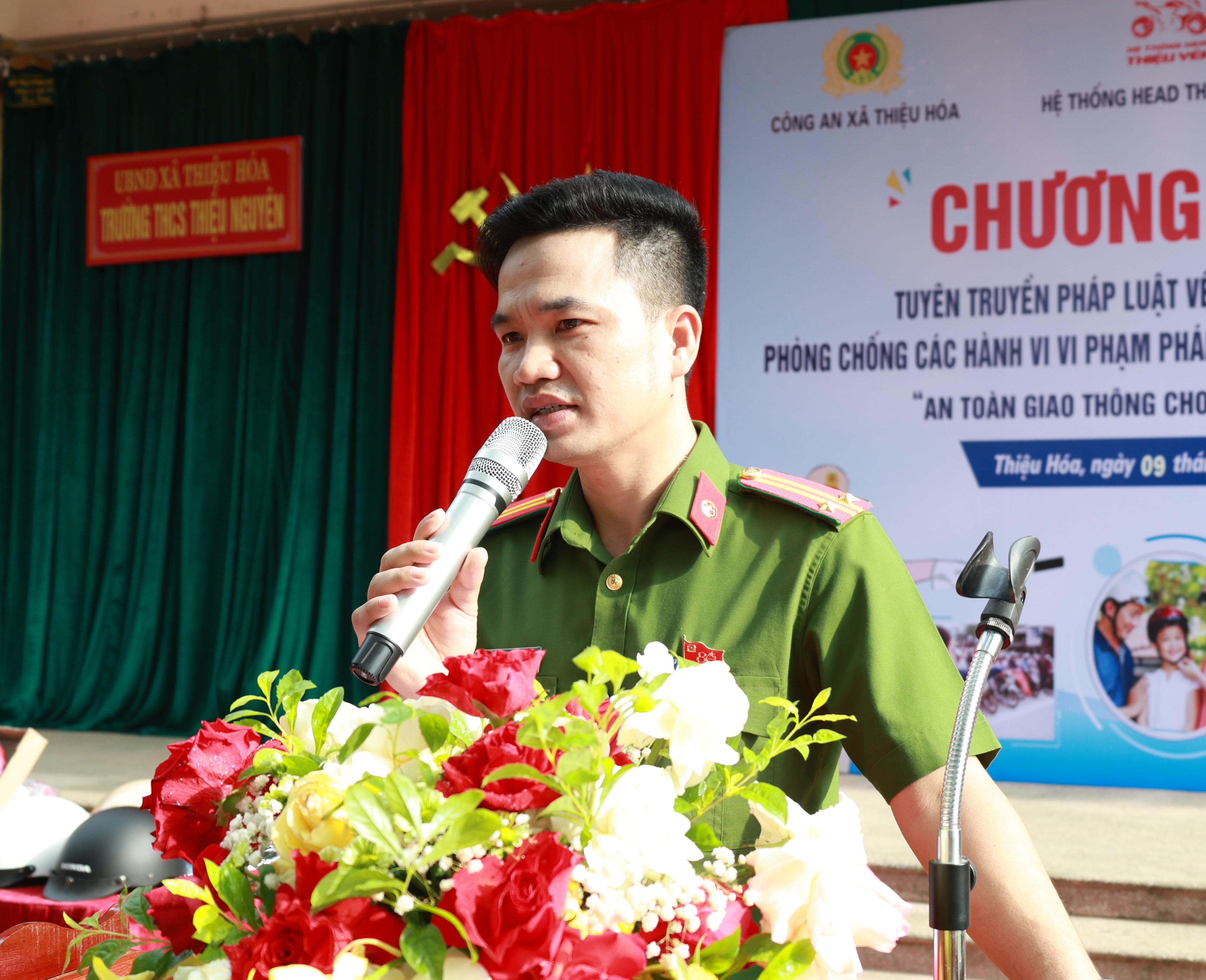 Anh-tin-bai