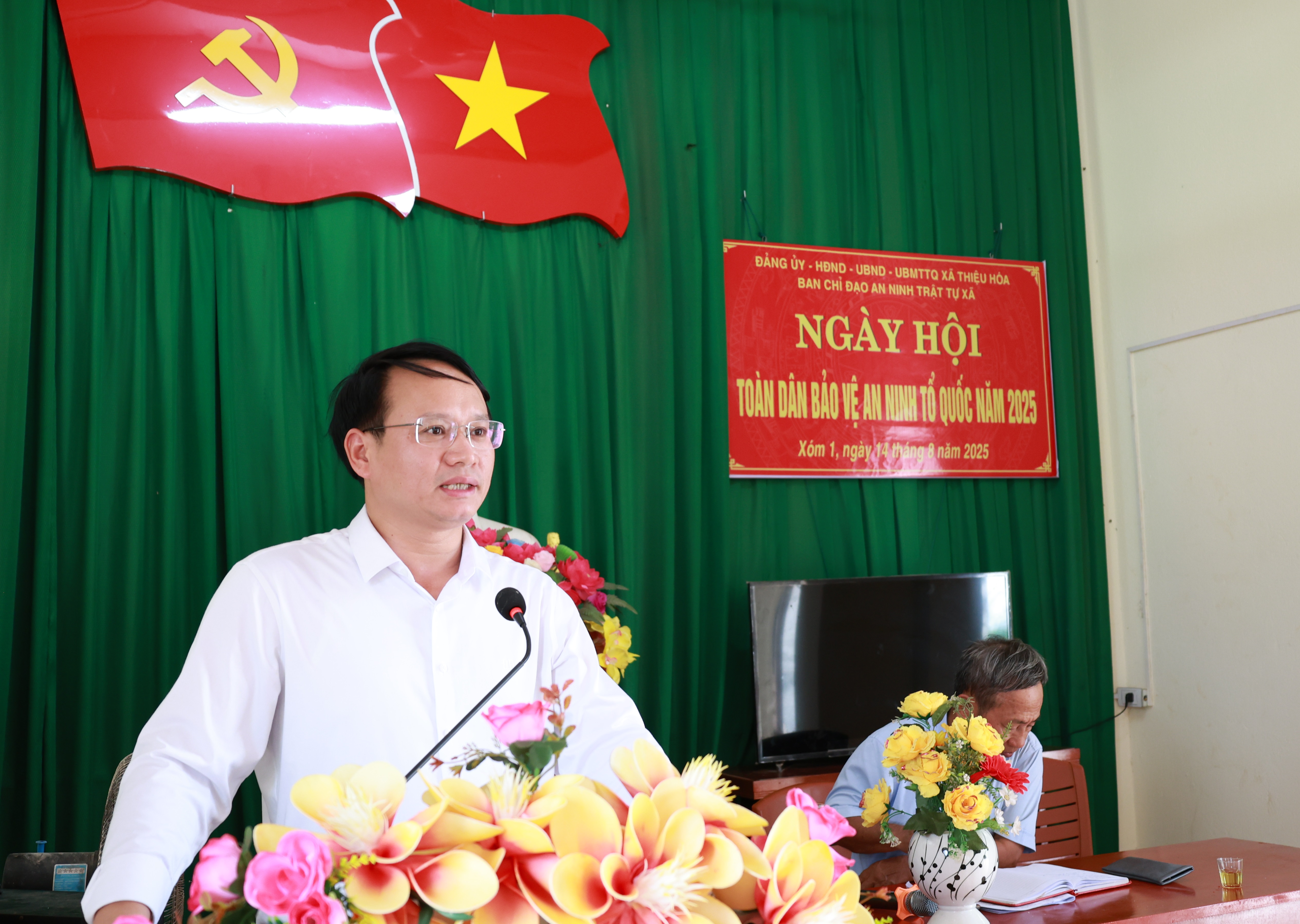 Anh-tin-bai