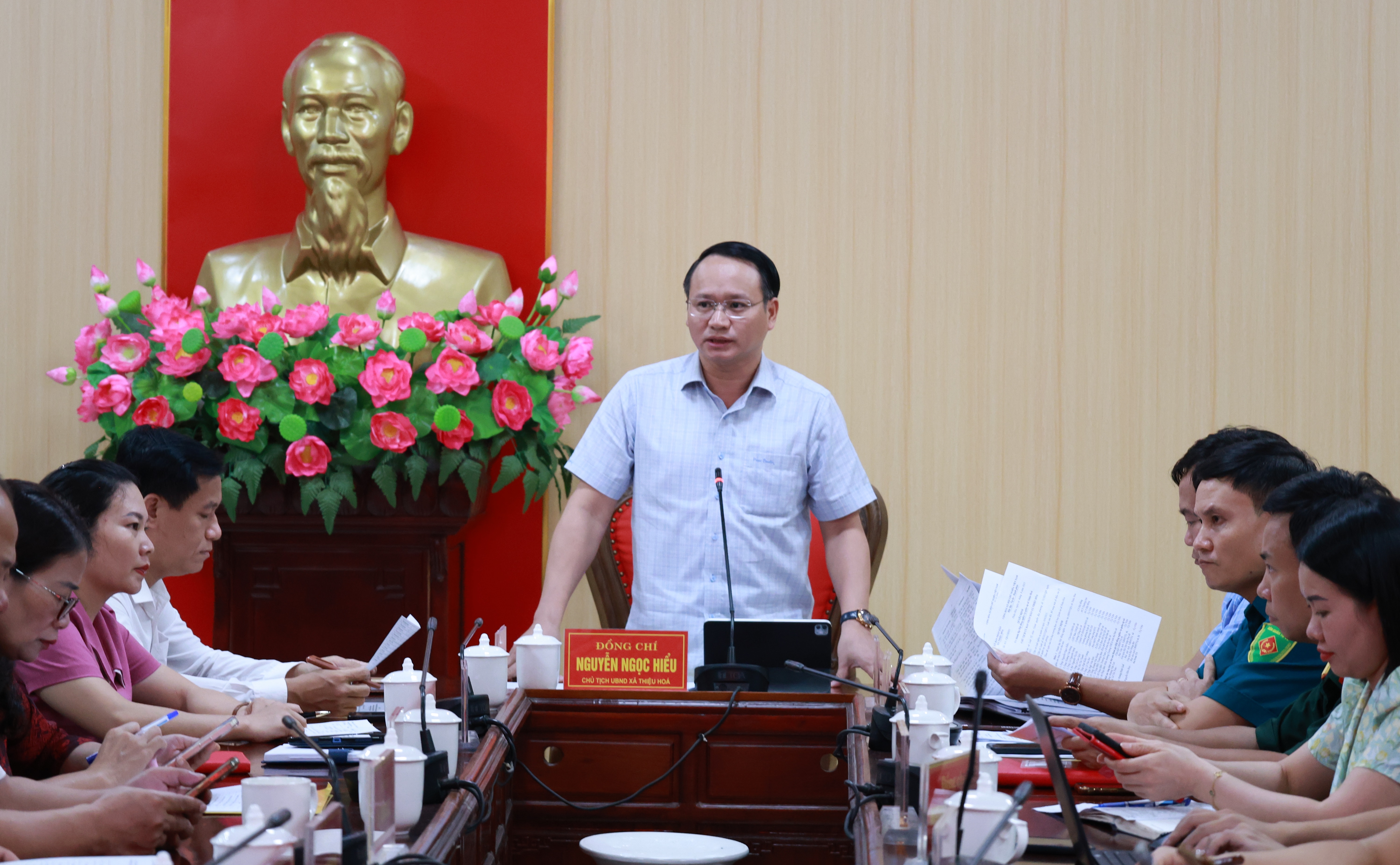 Anh-tin-bai