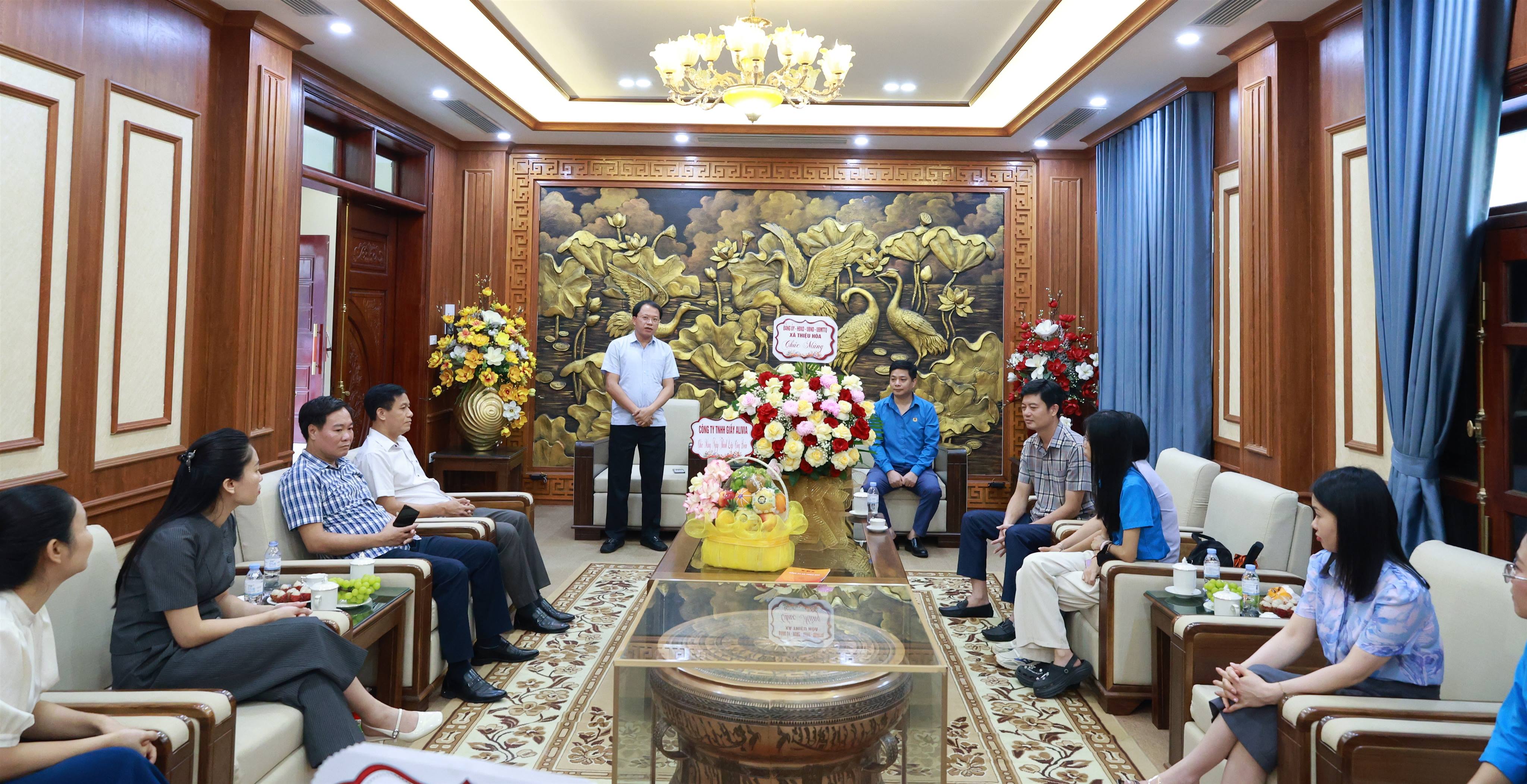 Anh-tin-bai