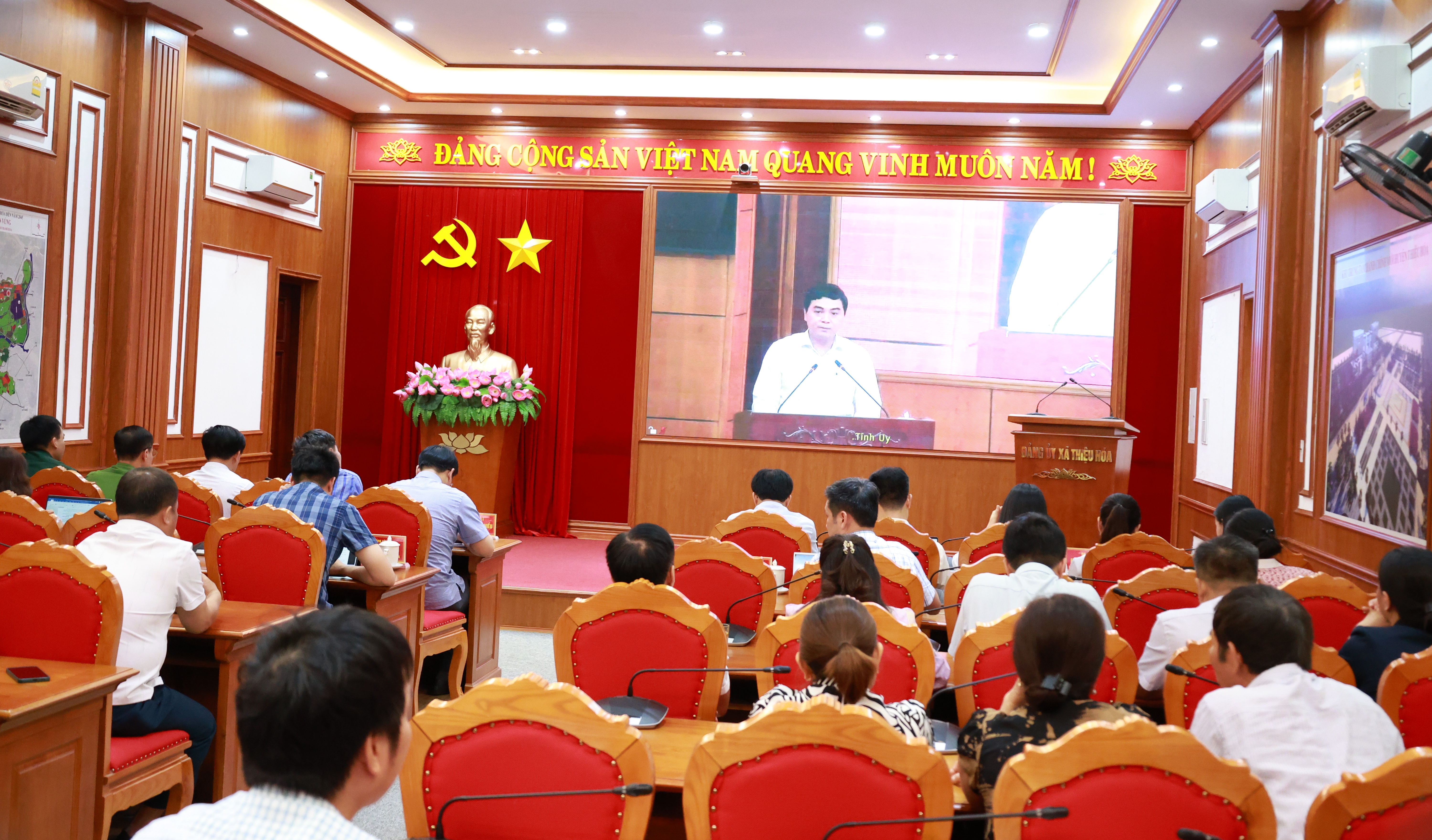 Tỉnh ủy Thanh Hóa sơ kết 1 năm thực hiện mô hình chính quyền địa phương 2 cấp 
