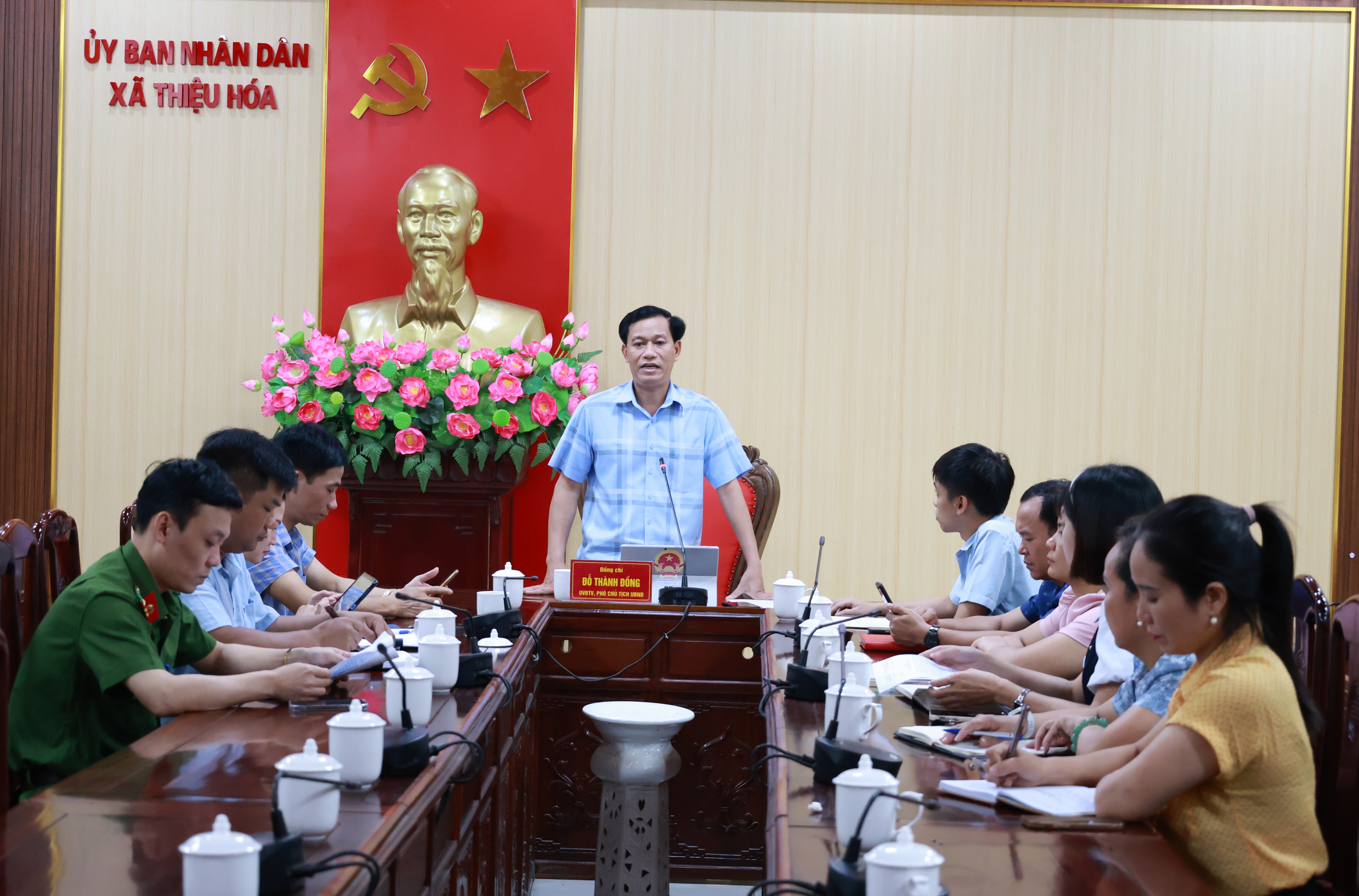 Anh-tin-bai