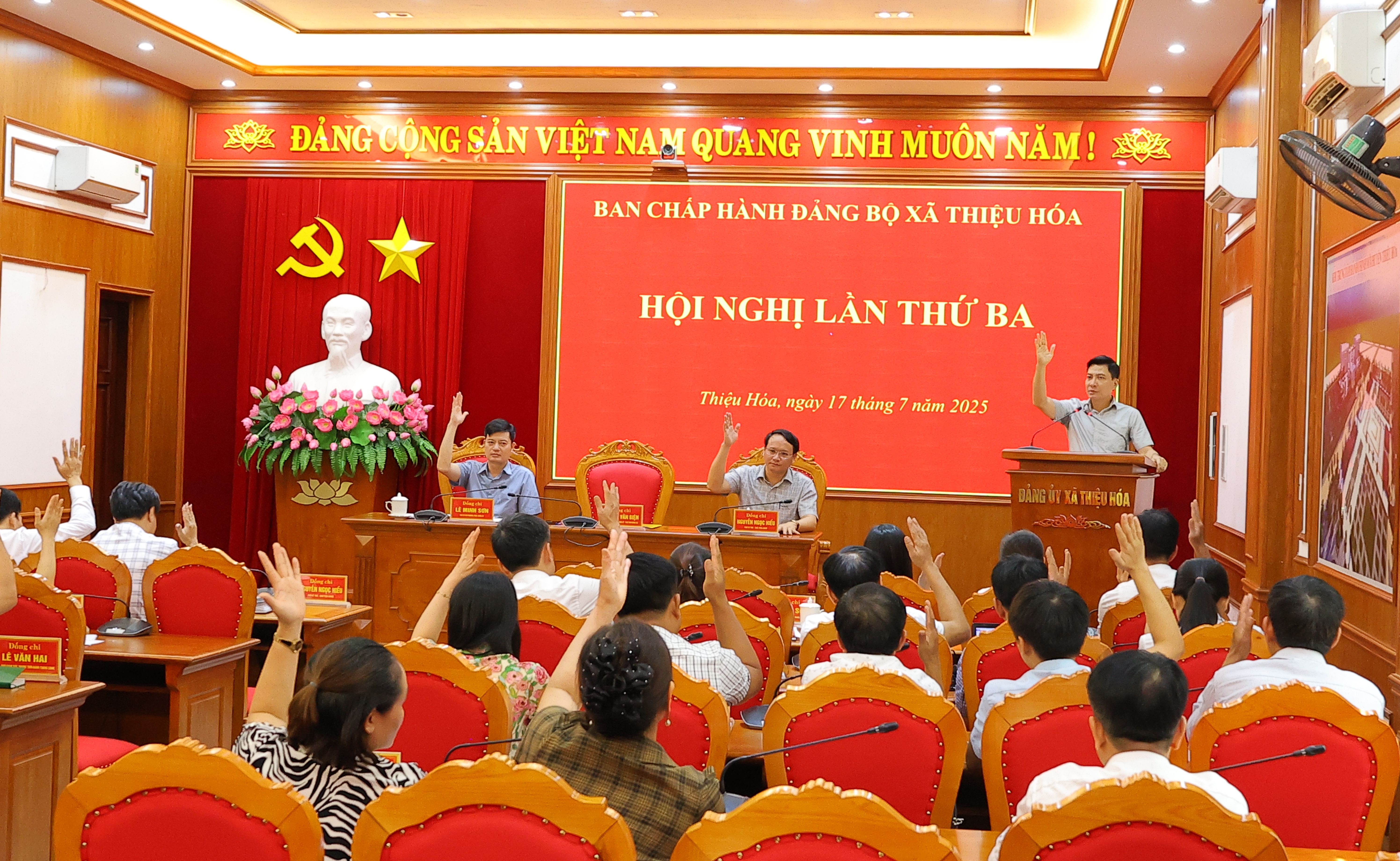Ban Chấp hành Đảng bộ xã Thiệu Hóa cho ý kiến vào nhiều nội dung quan trọng
