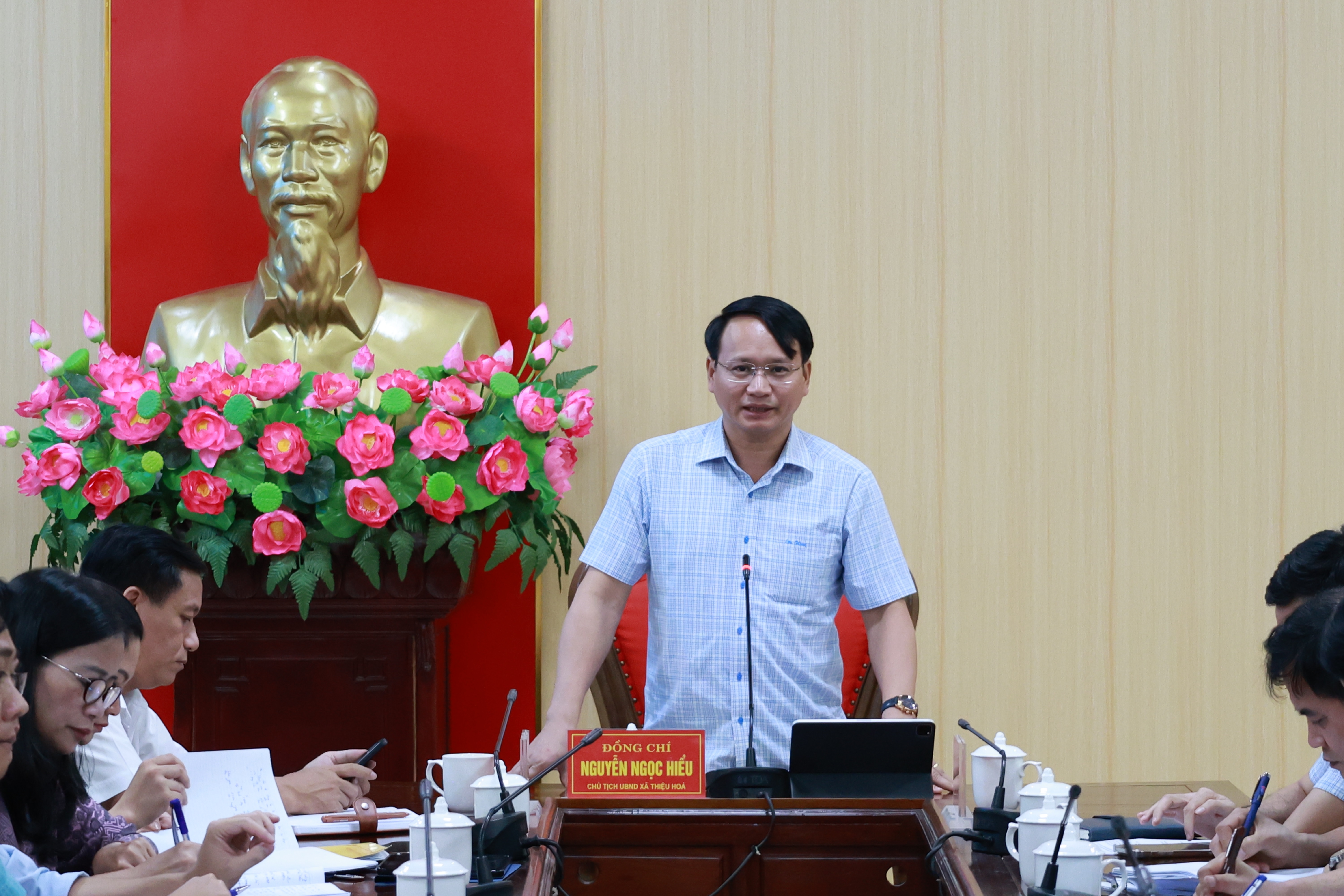 Anh-tin-bai